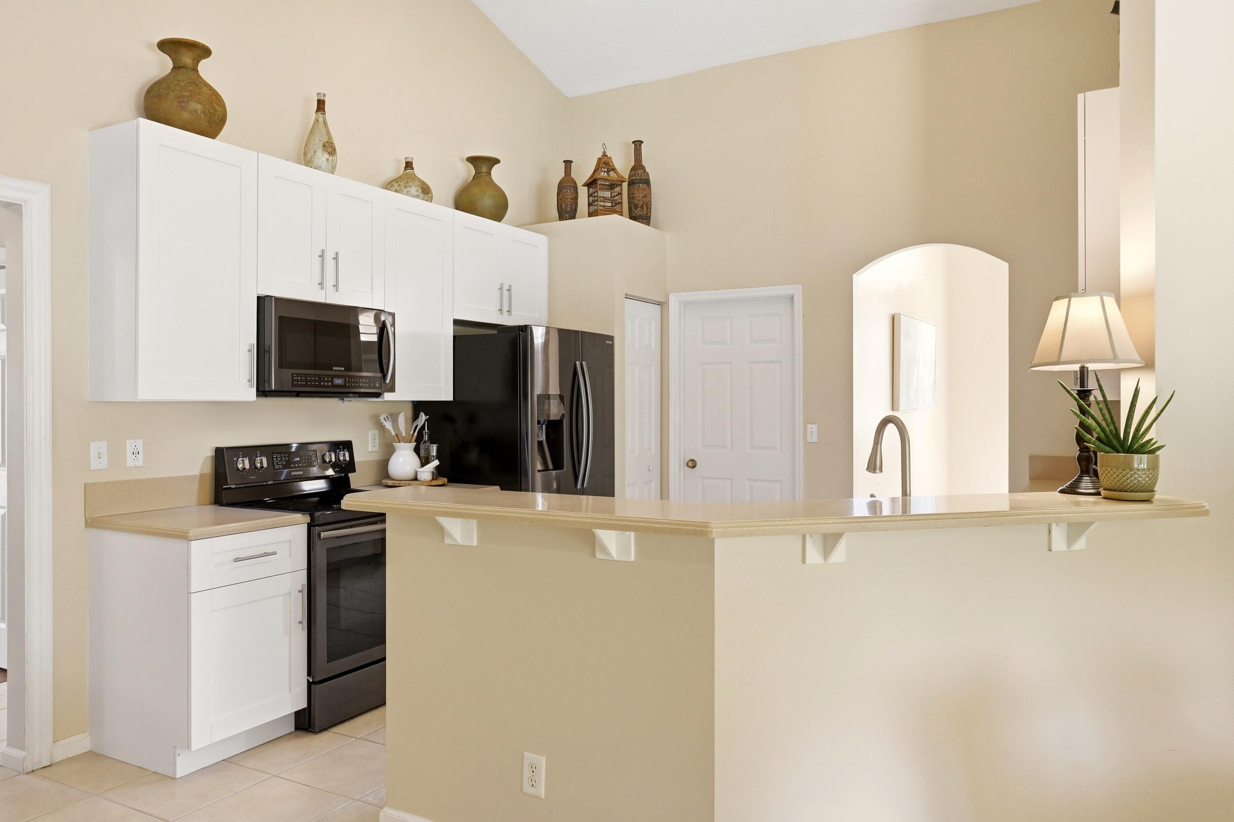 Palm Beach Country Estates - Residential
