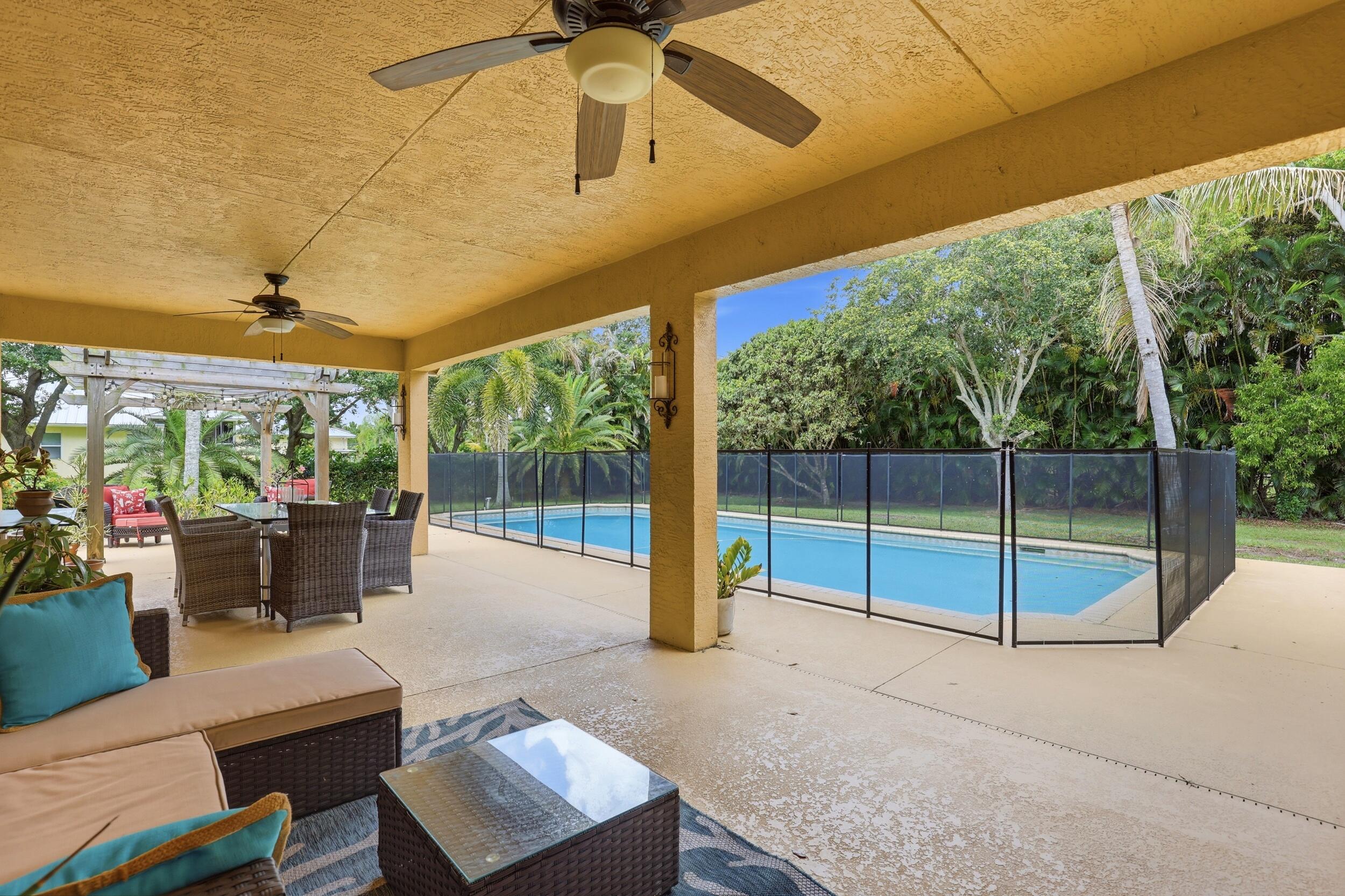 Palm Beach Country Estates - Residential