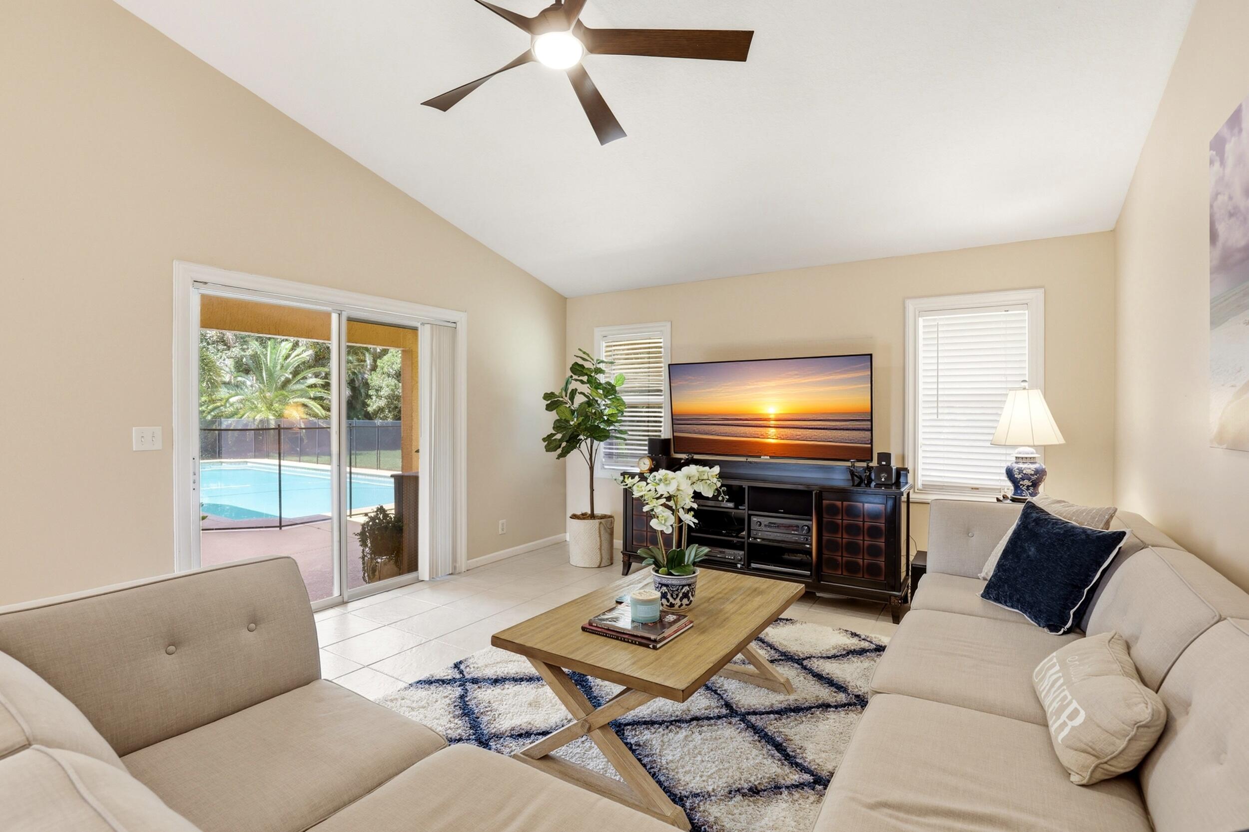 Palm Beach Country Estates - Residential