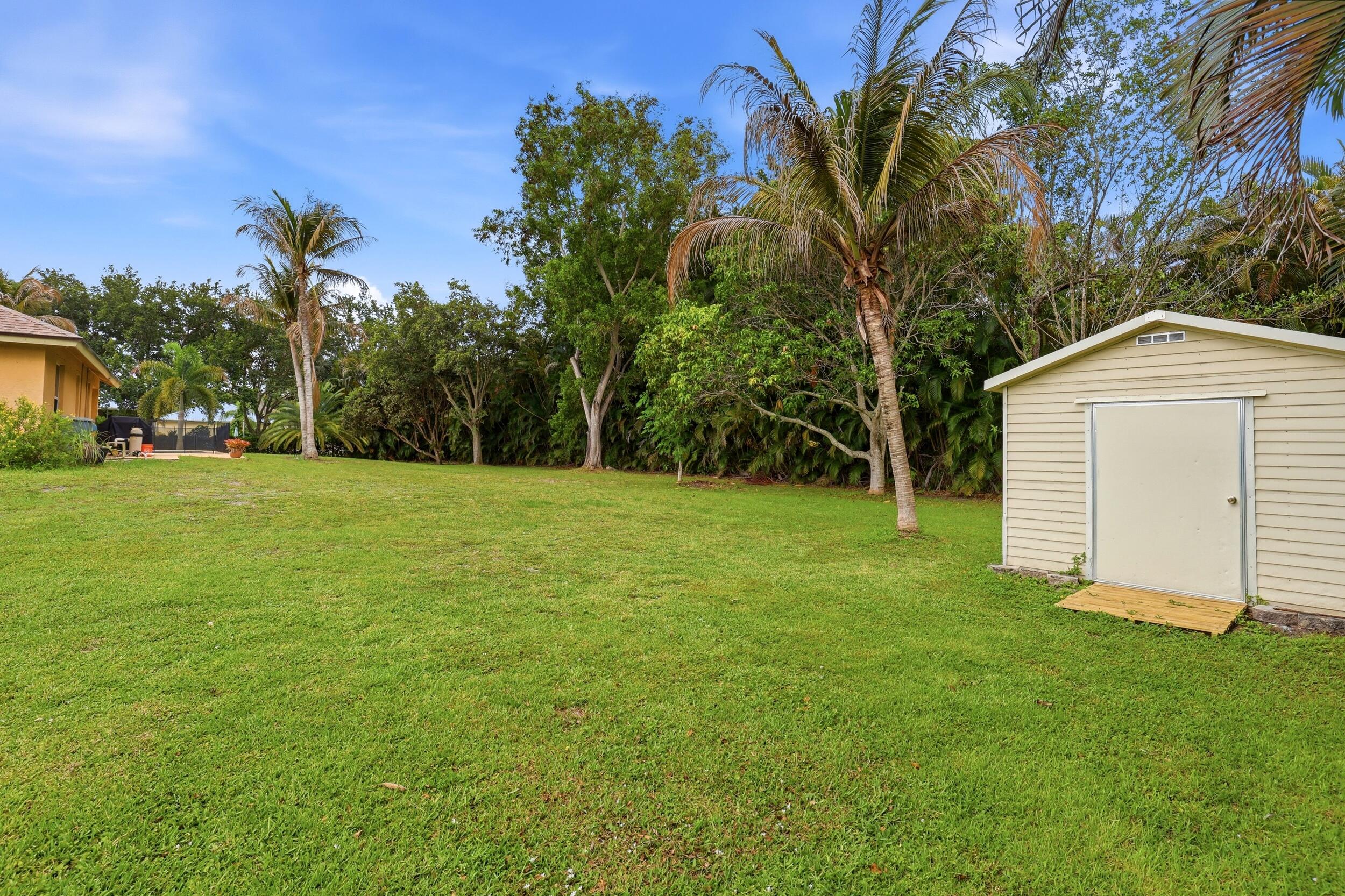 Palm Beach Country Estates - Residential