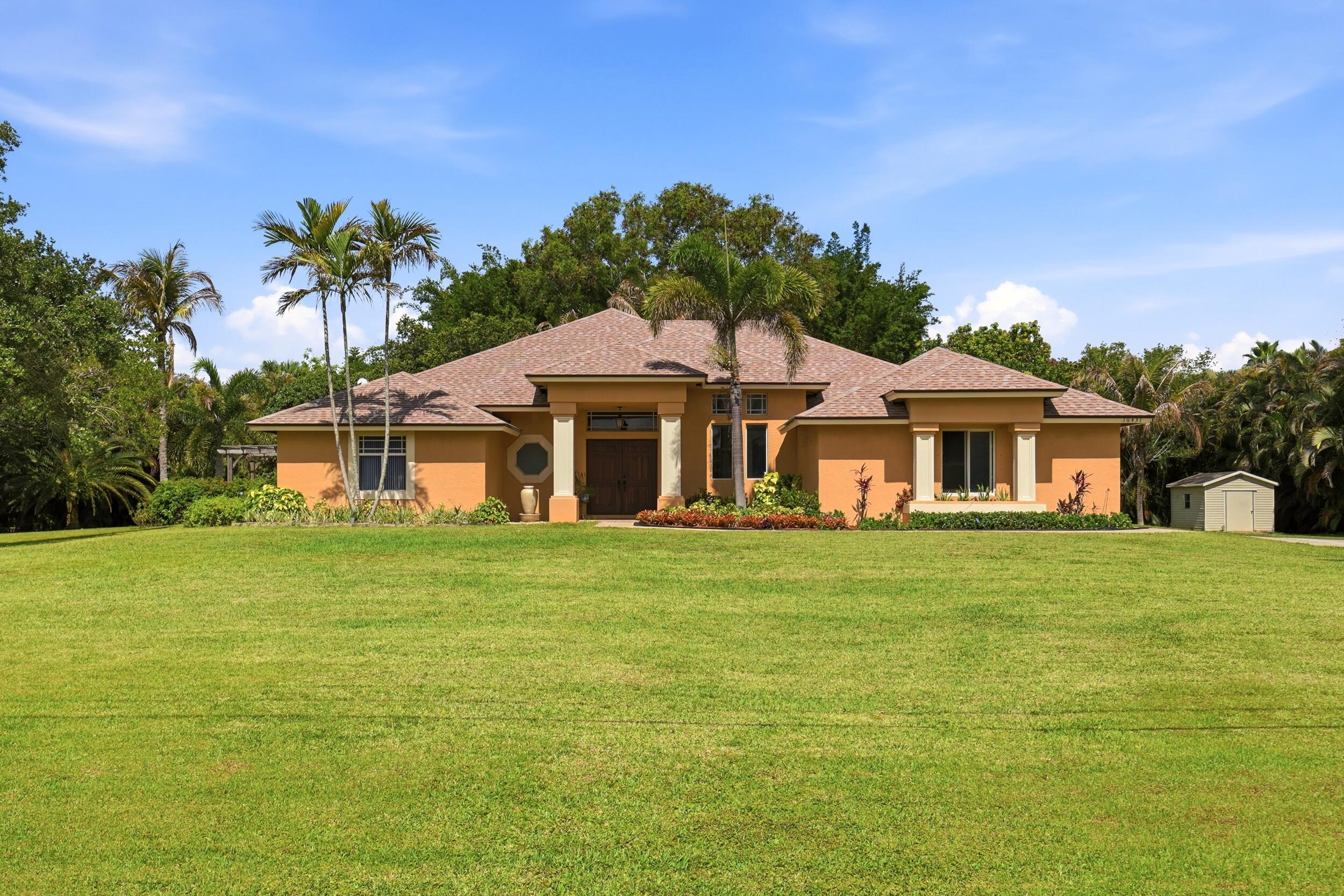 Palm Beach Country Estates - Residential