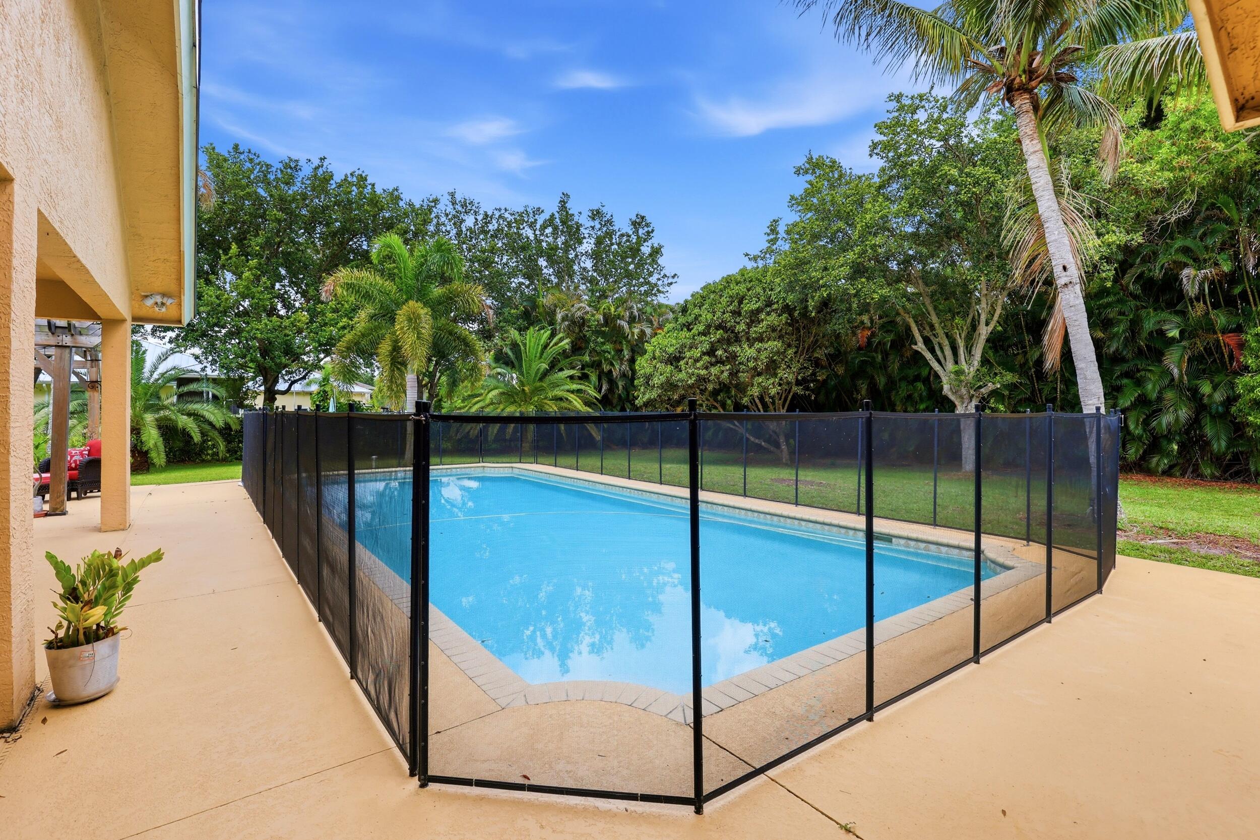 Palm Beach Country Estates - Residential