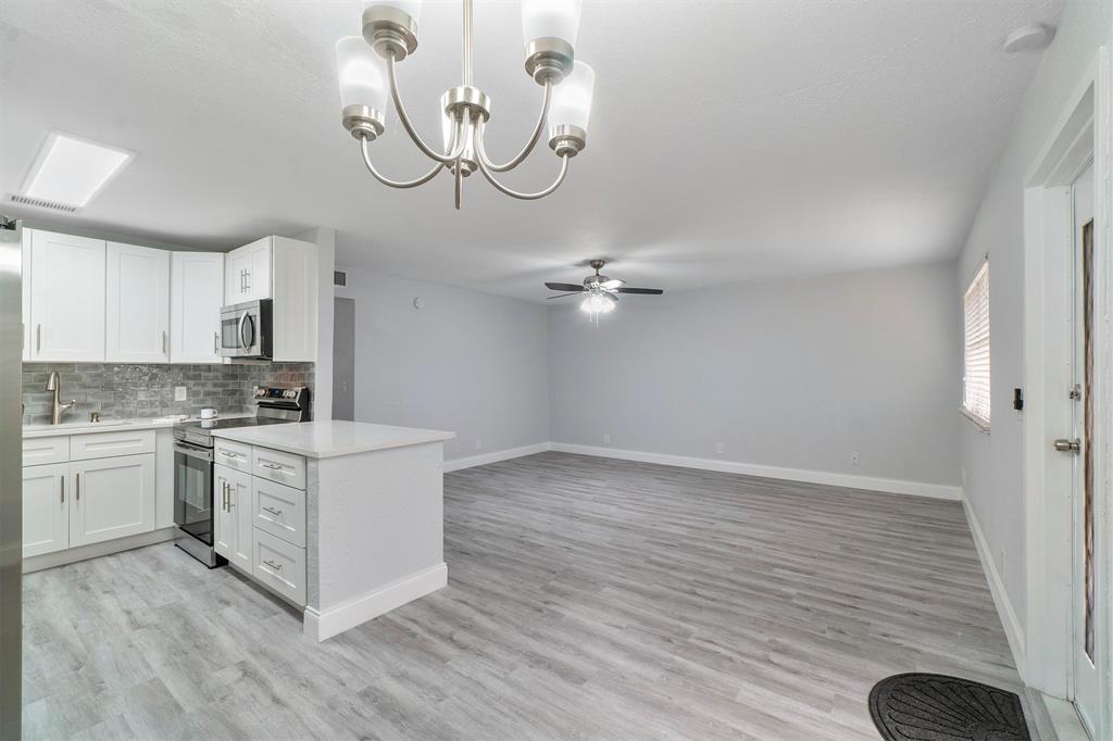 Kings Point Seville - Residential