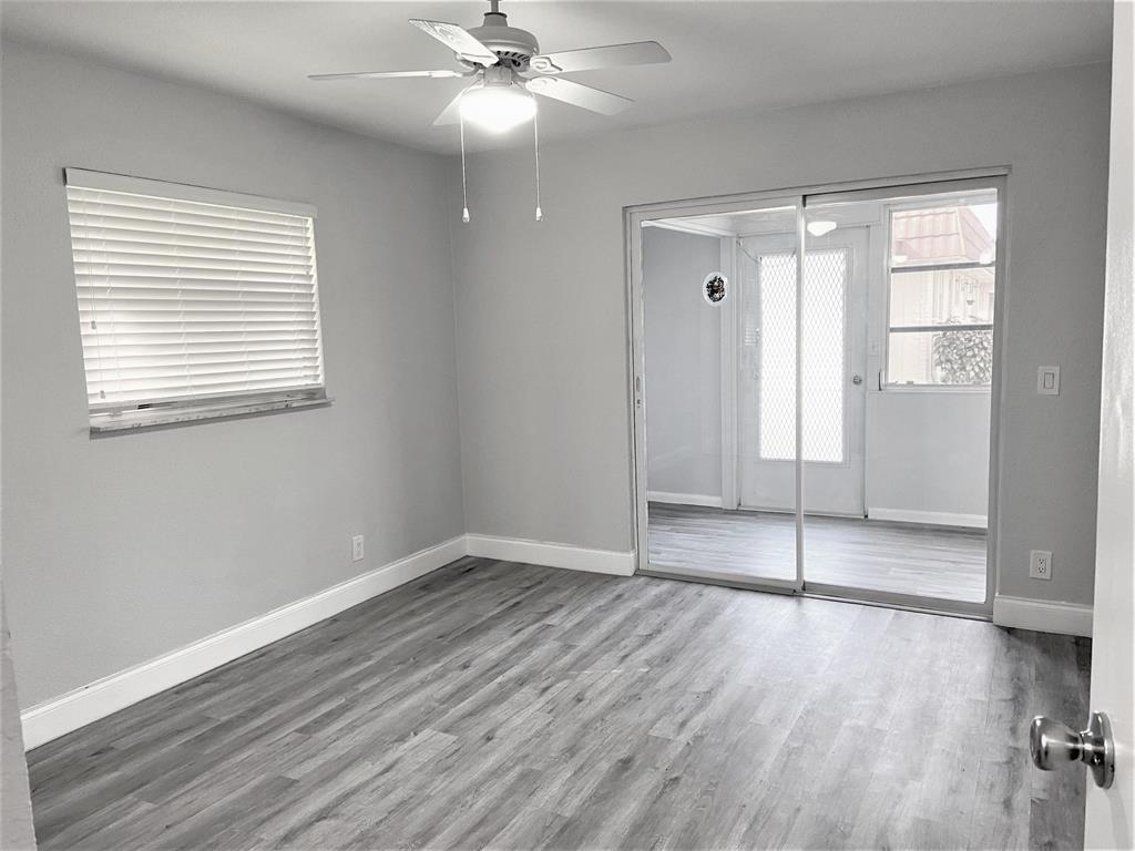 Kings Point Seville - Residential