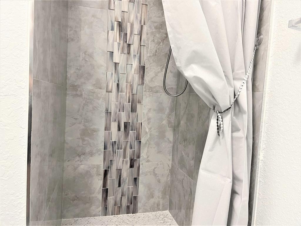 Kings Point Seville - Residential