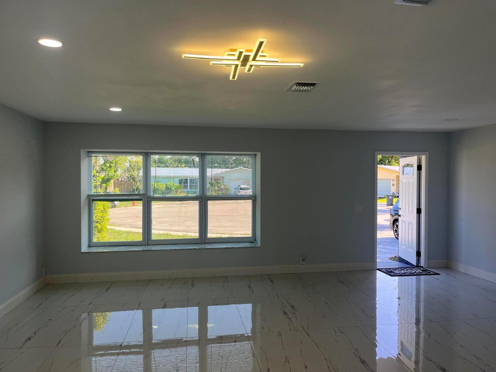 1720 SW 13th Street