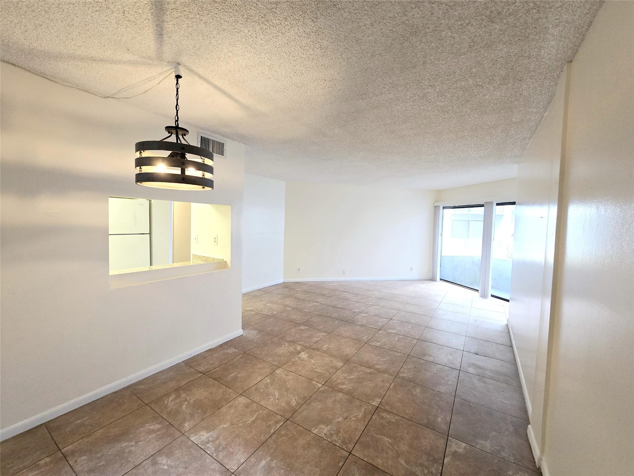 Presidential Golfview Condo - Residential Lease