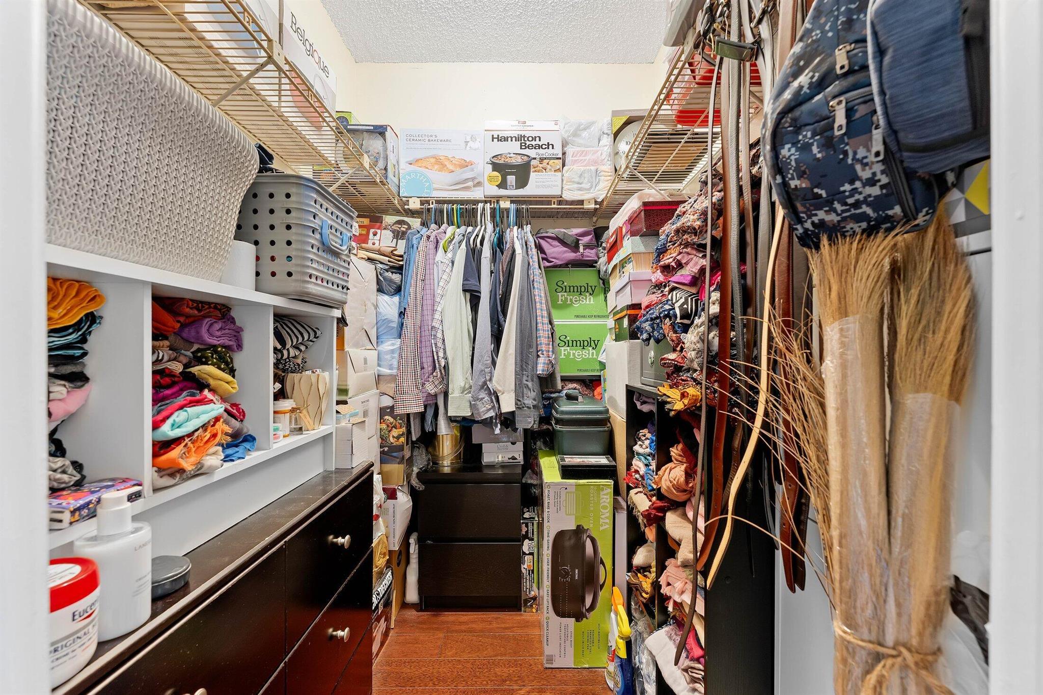 LAKE FOREST CONDO - Residential