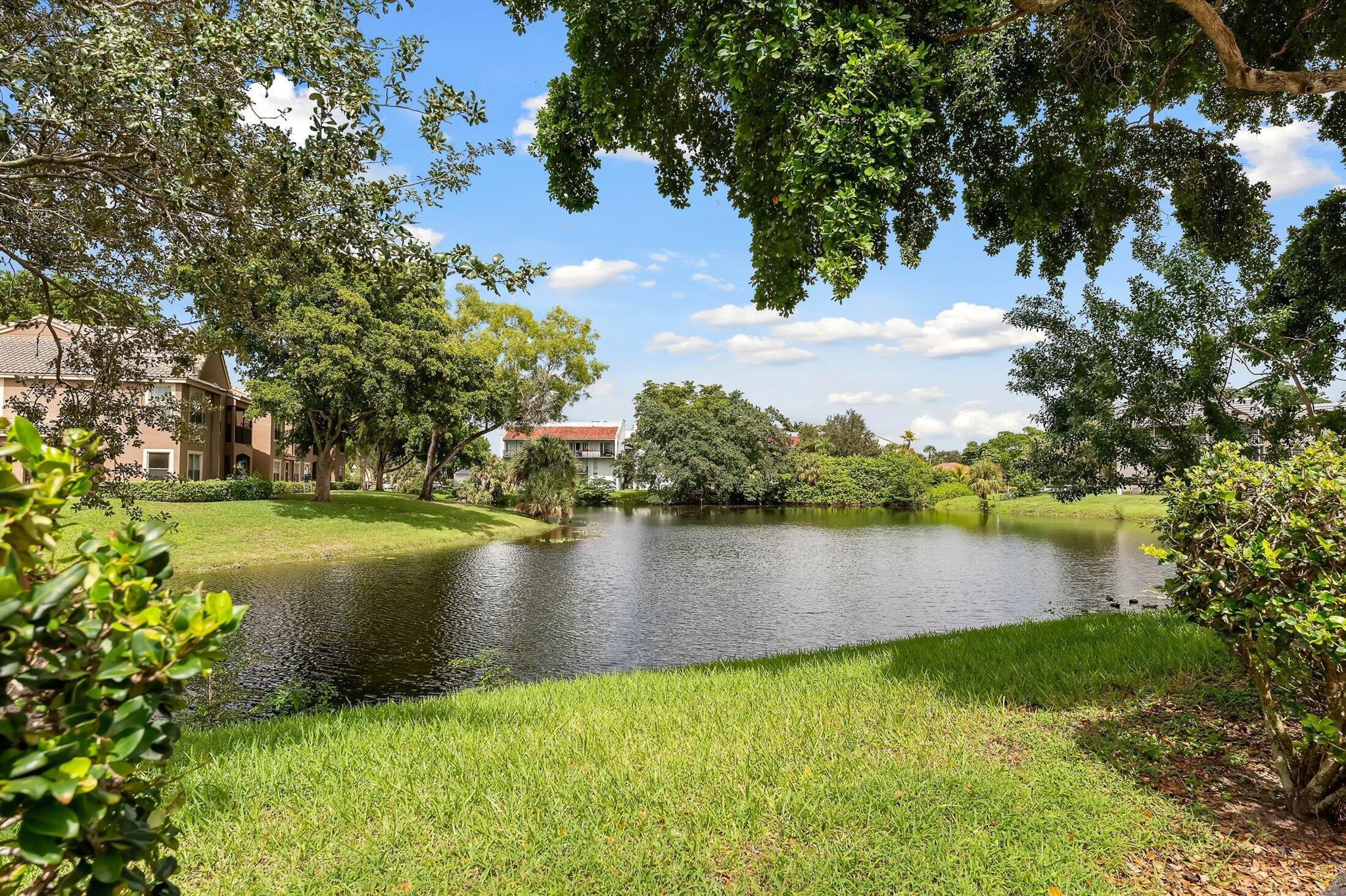 LAKE FOREST CONDO - Residential