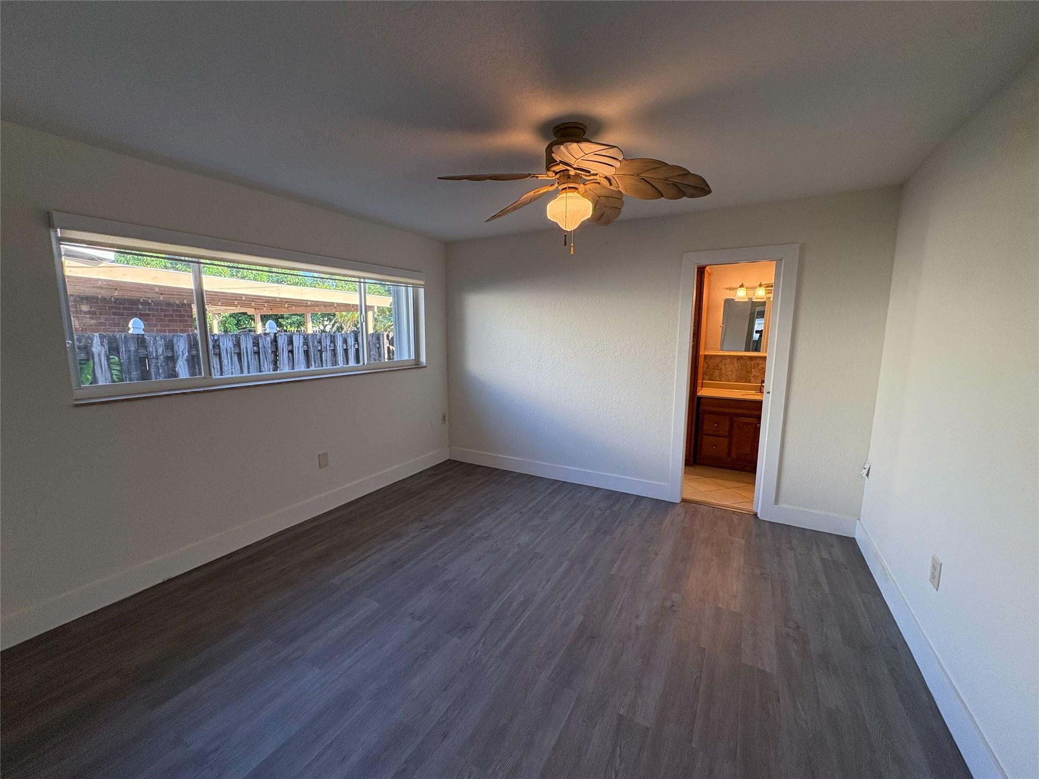 SUNRISE GOLF VILLAGE SEC2 - Residential Lease