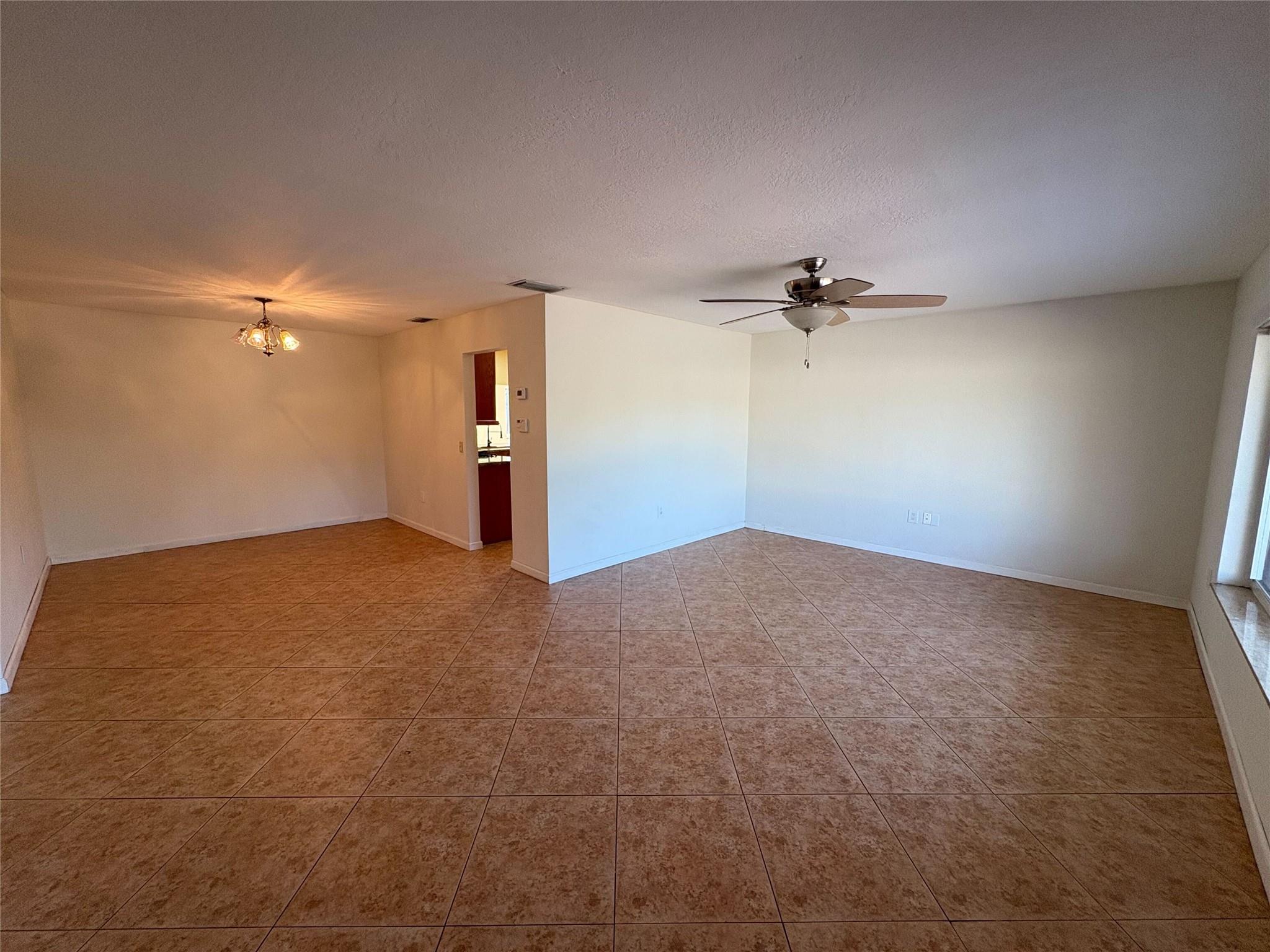 SUNRISE GOLF VILLAGE SEC2 - Residential Lease