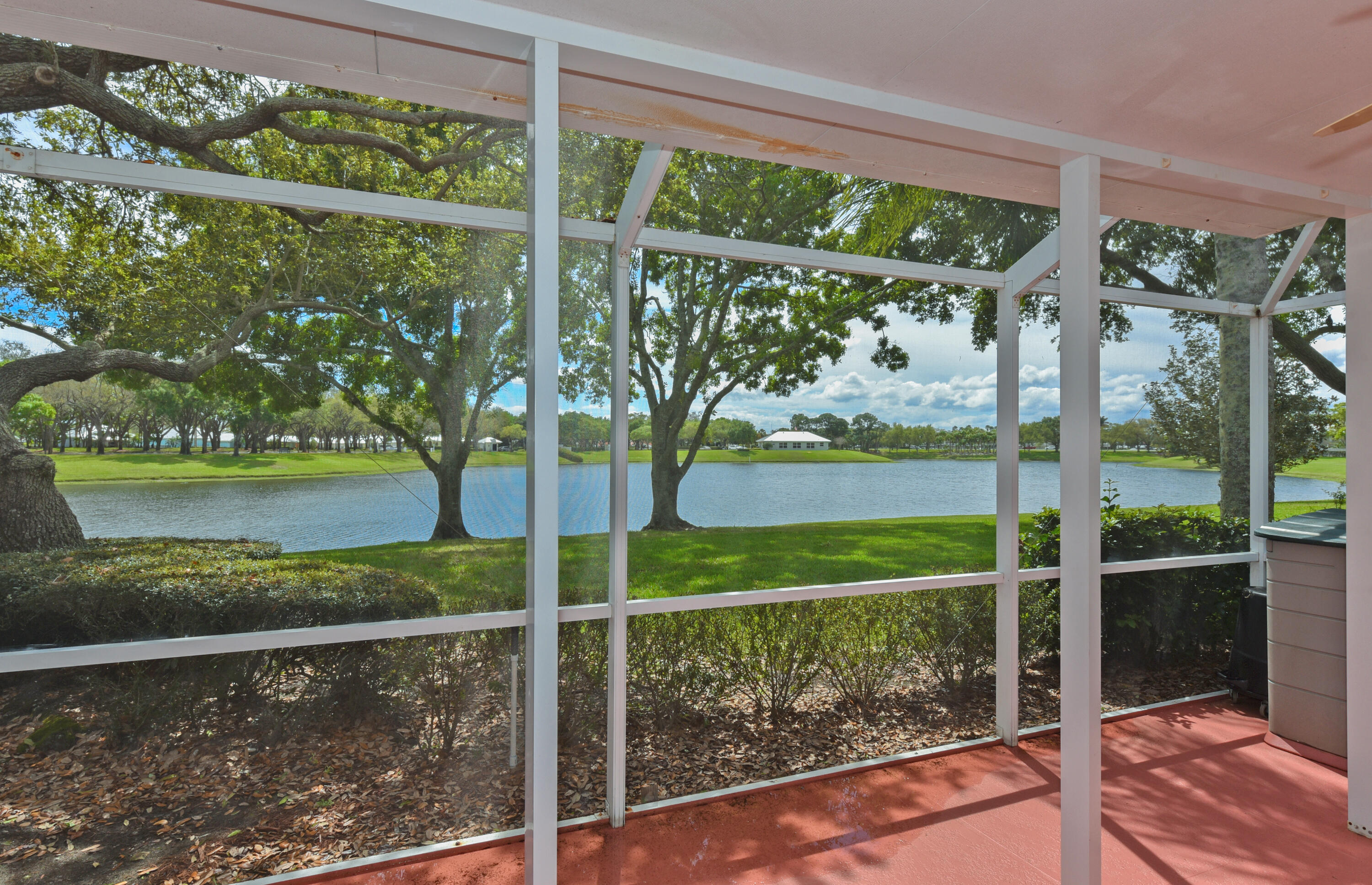 THE MEADOWS AT MARTIN DOWNS - Residential