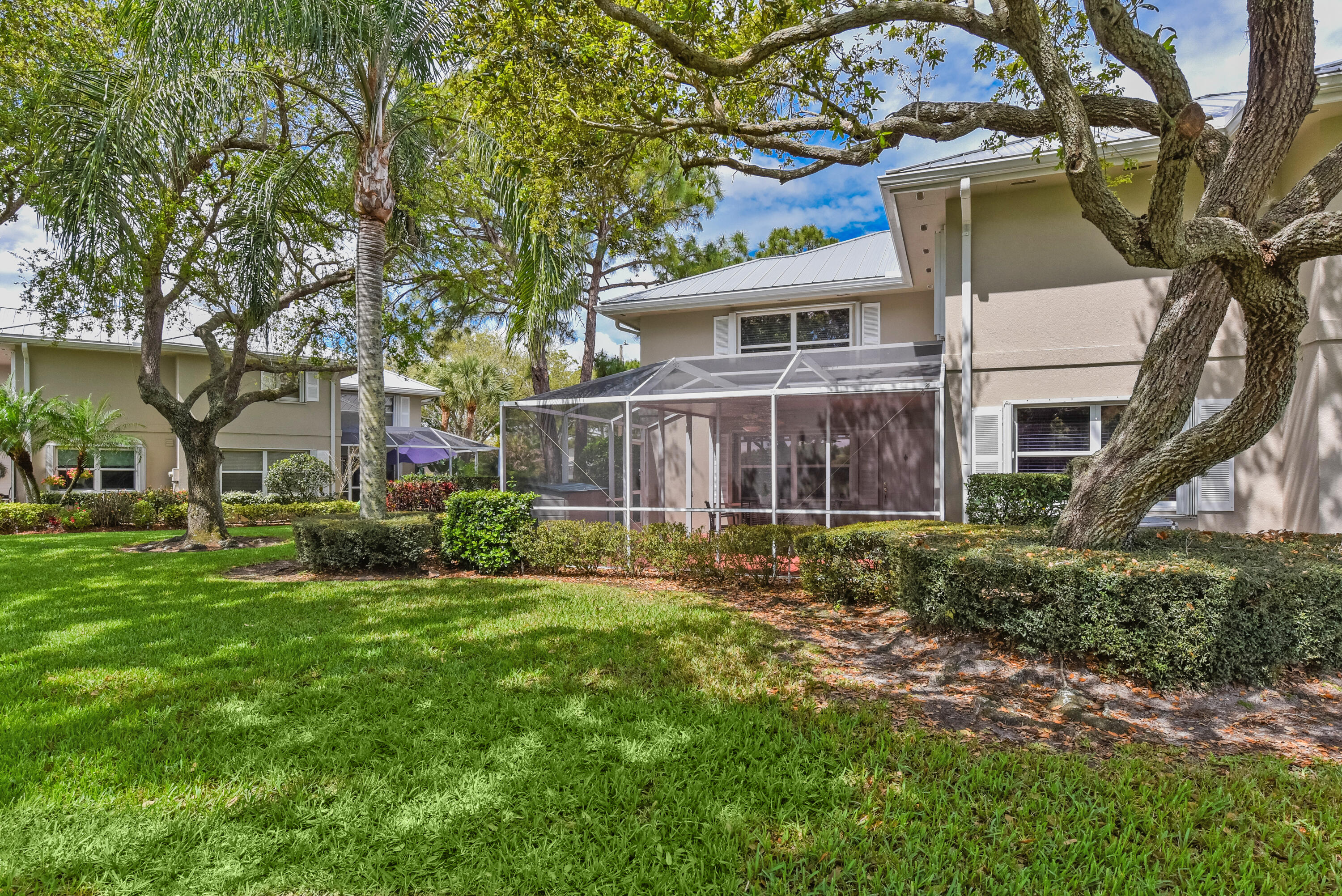 THE MEADOWS AT MARTIN DOWNS - Residential