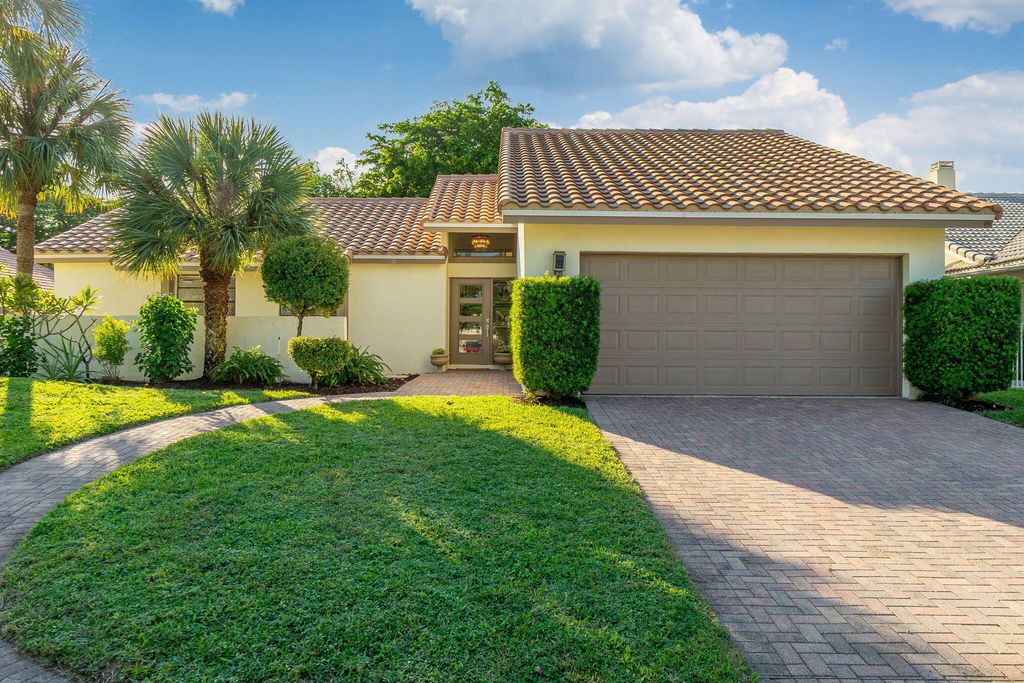 Photo of 21063 Escondido Way, Boca Raton, FL 33433 (MLS # R11139129)