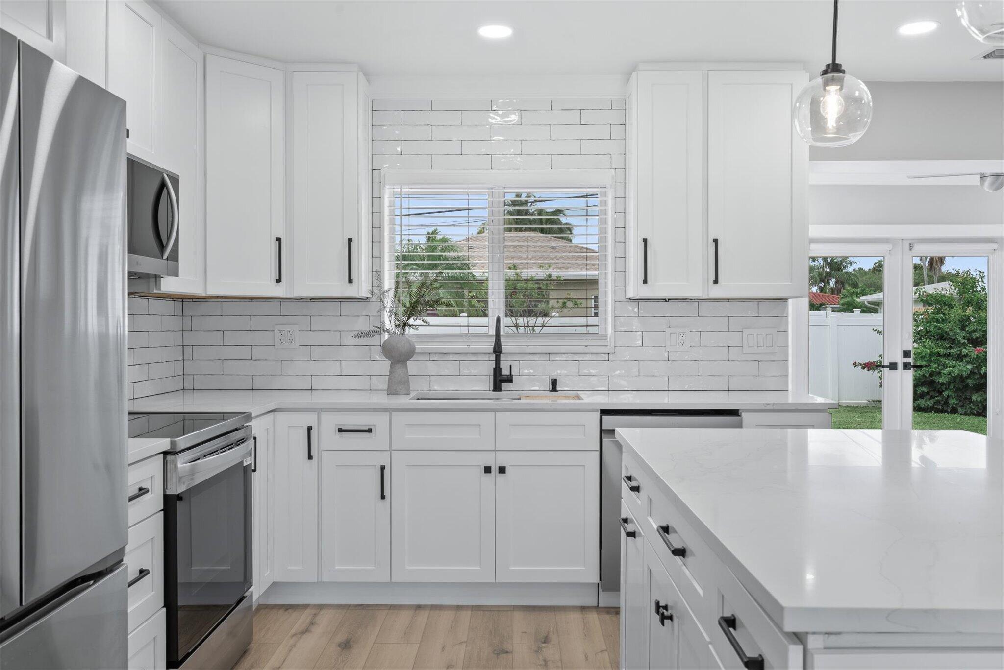 Properties | Stephanie Kaufman 2775 NE 5TH Avenue