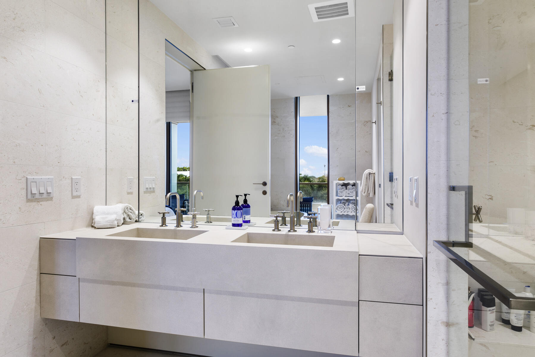 1515 FLAGLER CONDO - Residential