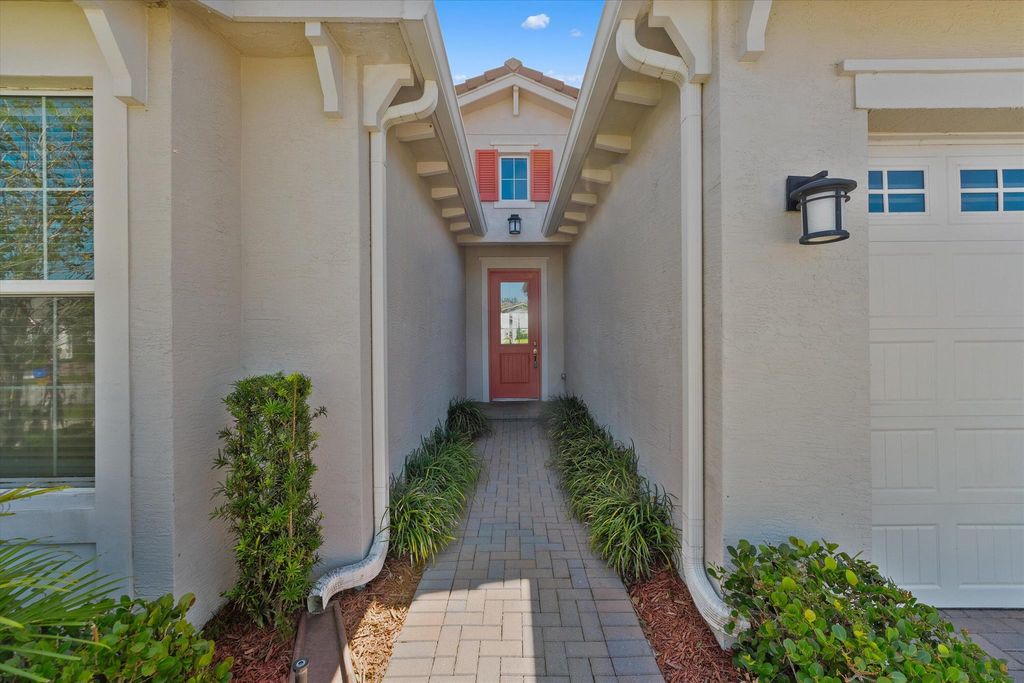 Photo of 16110 Whippoorwill Circle, Westlake, FL 33470 (MLS # R11028480)