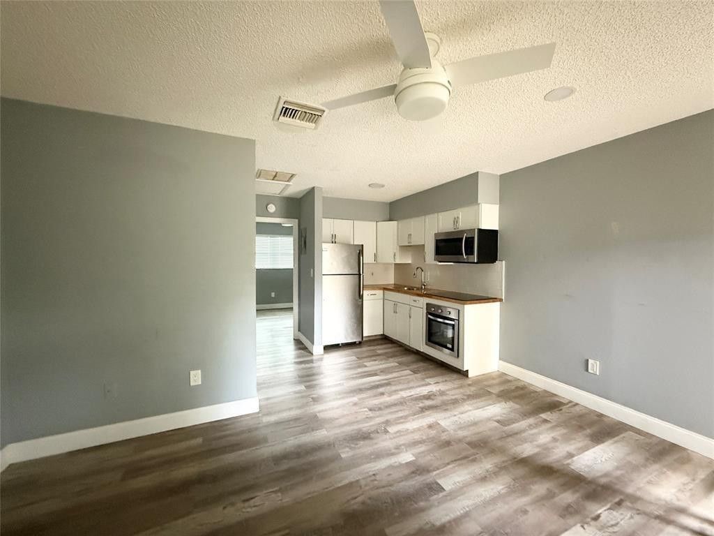 Photo of 800 SE 18th Street #2, Fort Lauderdale, FL 33316 (MLS # F10554979)