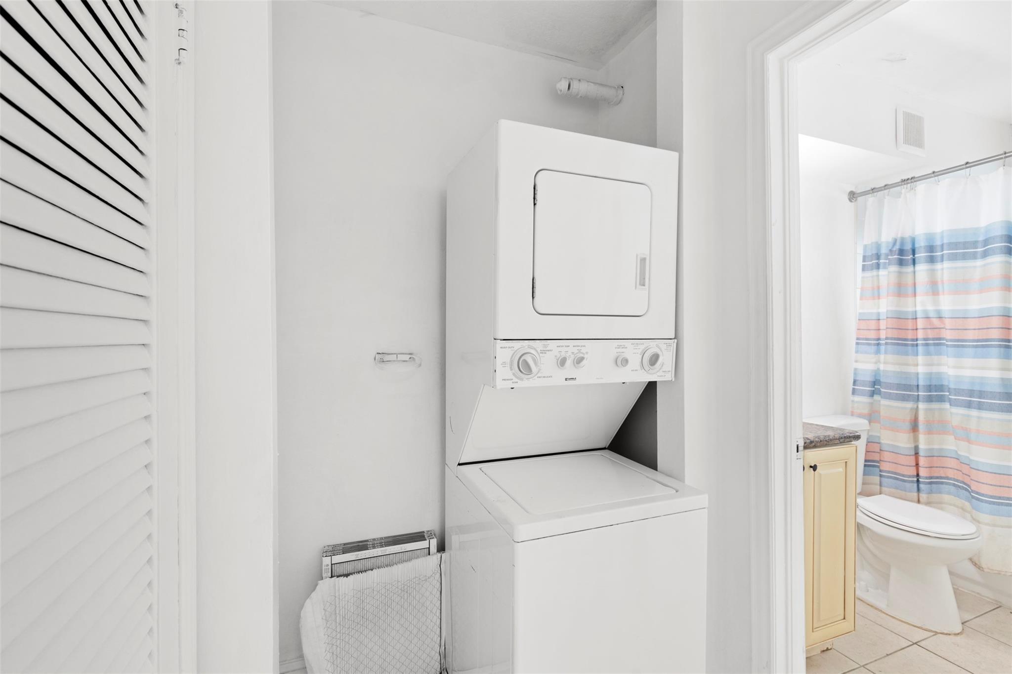 PINEAPPLE GROVE - Residential