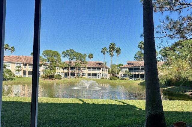 LEGENDS CONDO - Residential