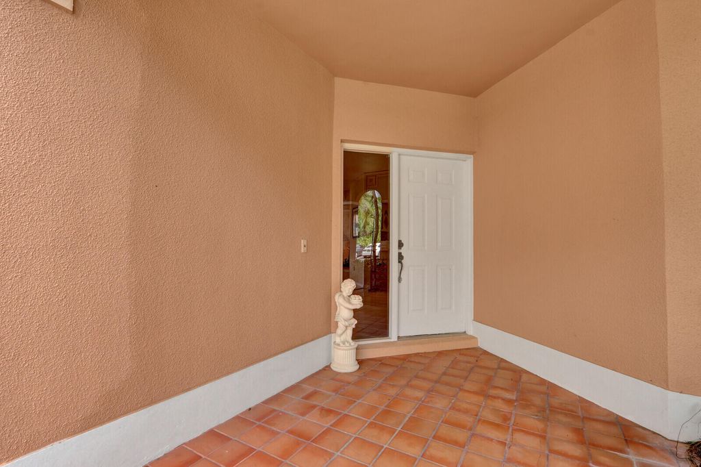 Photo of 152 Legendary Circle, Palm Beach Gardens, FL 33418 (MLS # B26006149)