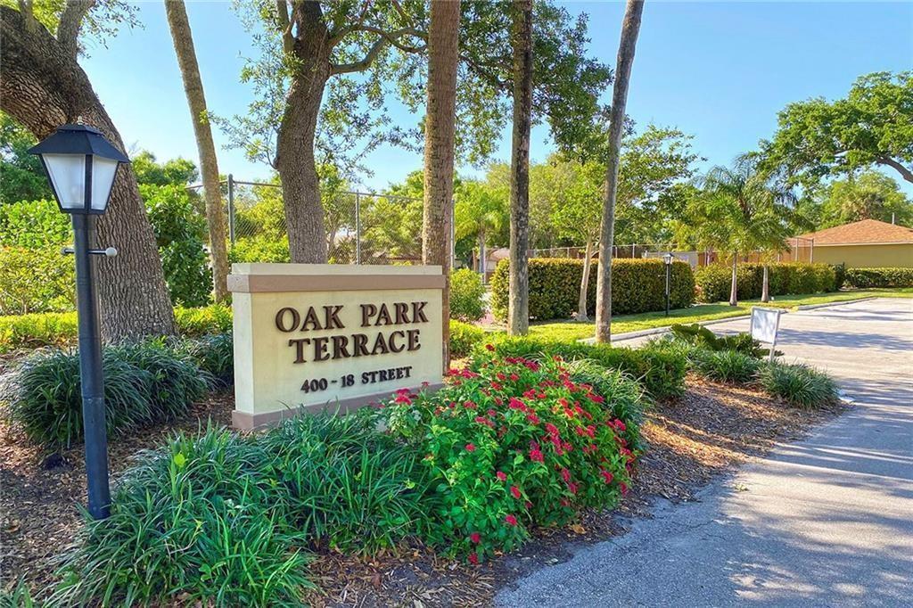 OAK PARK TERRACE UNITS 1- - Residential Lease