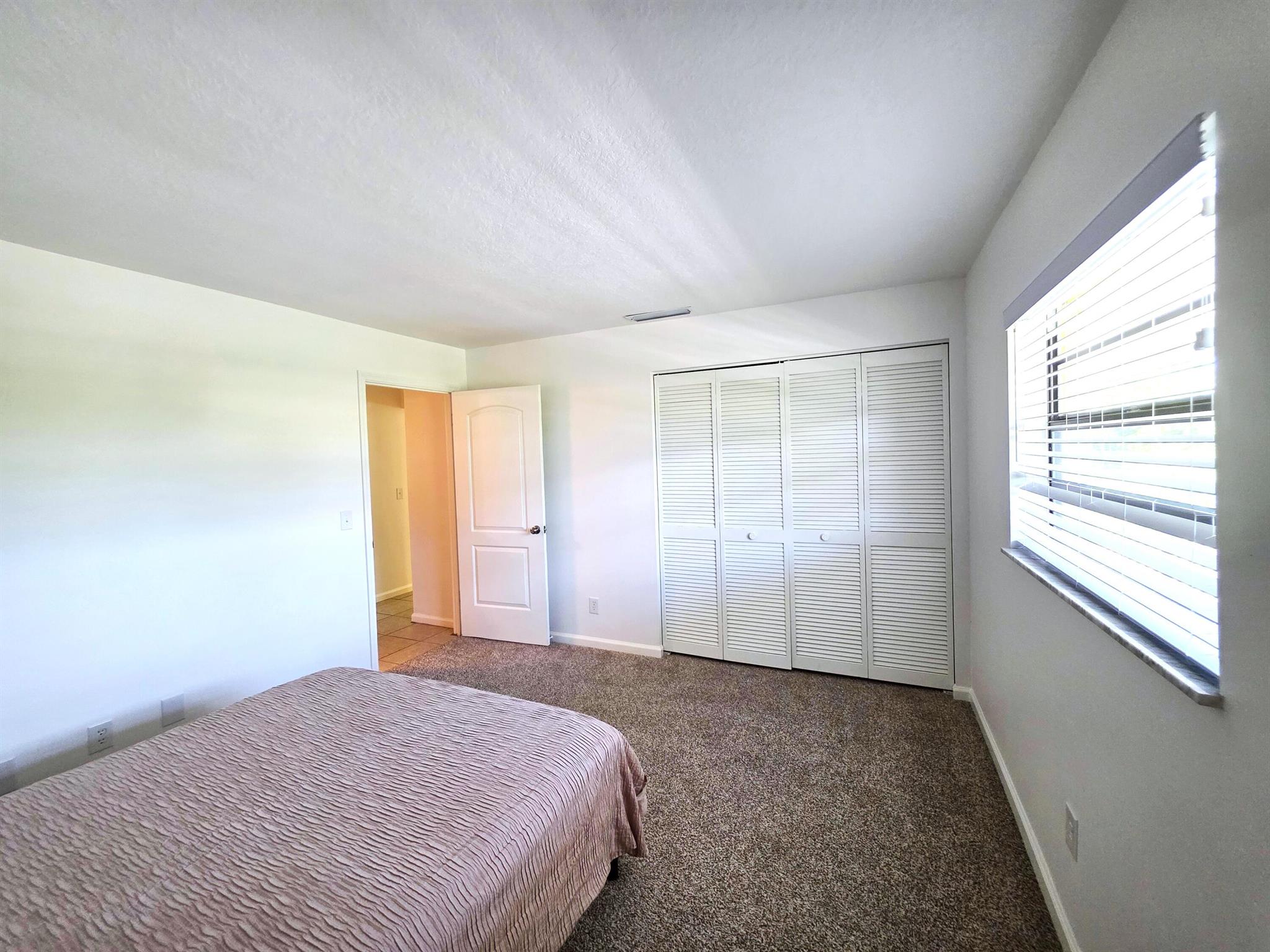 OAK PARK TERRACE UNITS 1- - Residential Lease
