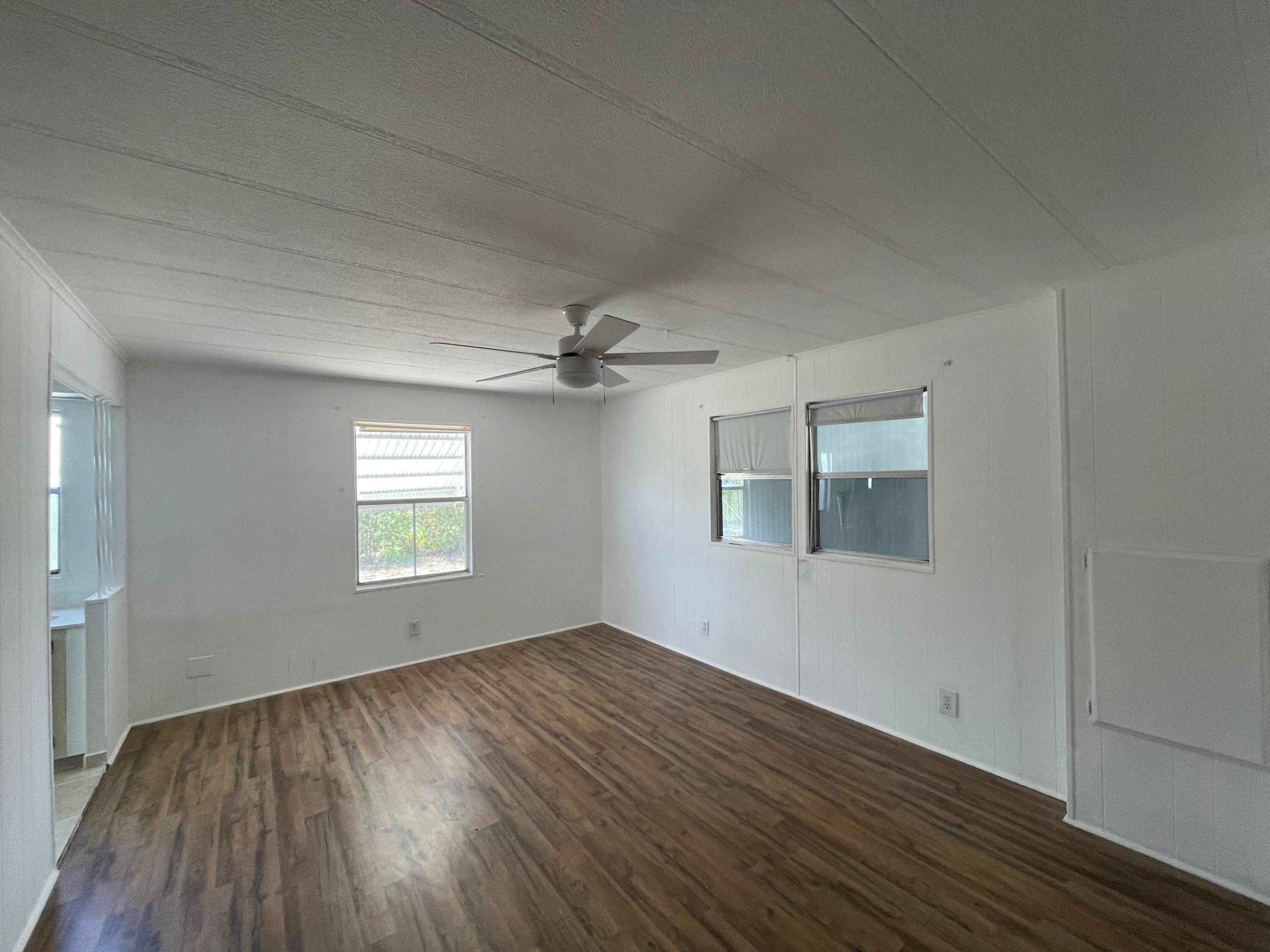 RIDGEWAY - Residential Lease