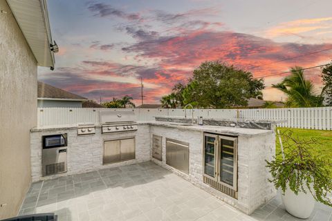 A home in Port St Lucie