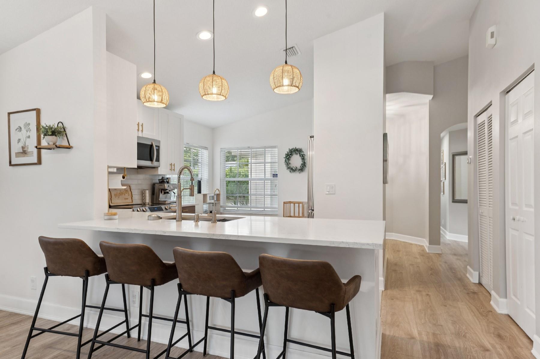 5076 N La Sedona Cir, Delray Beach, FL, 33484/$459,900 2 5076 N La Sedona Cir