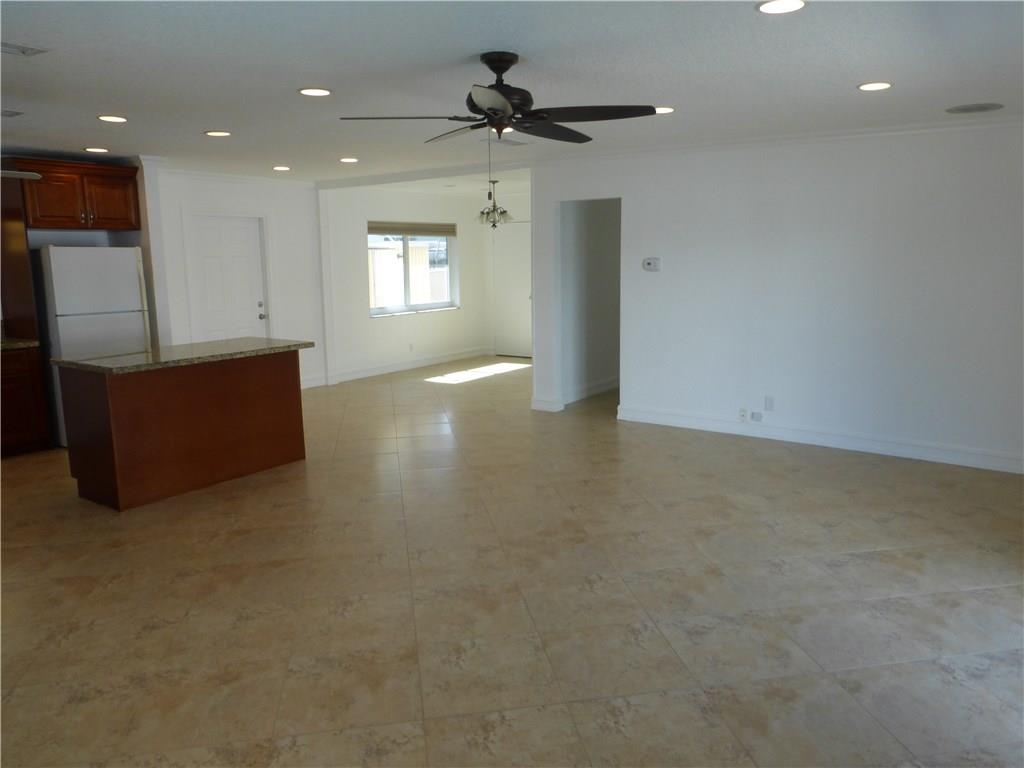 Poinciana Park Rep Lts 11 - Residential
