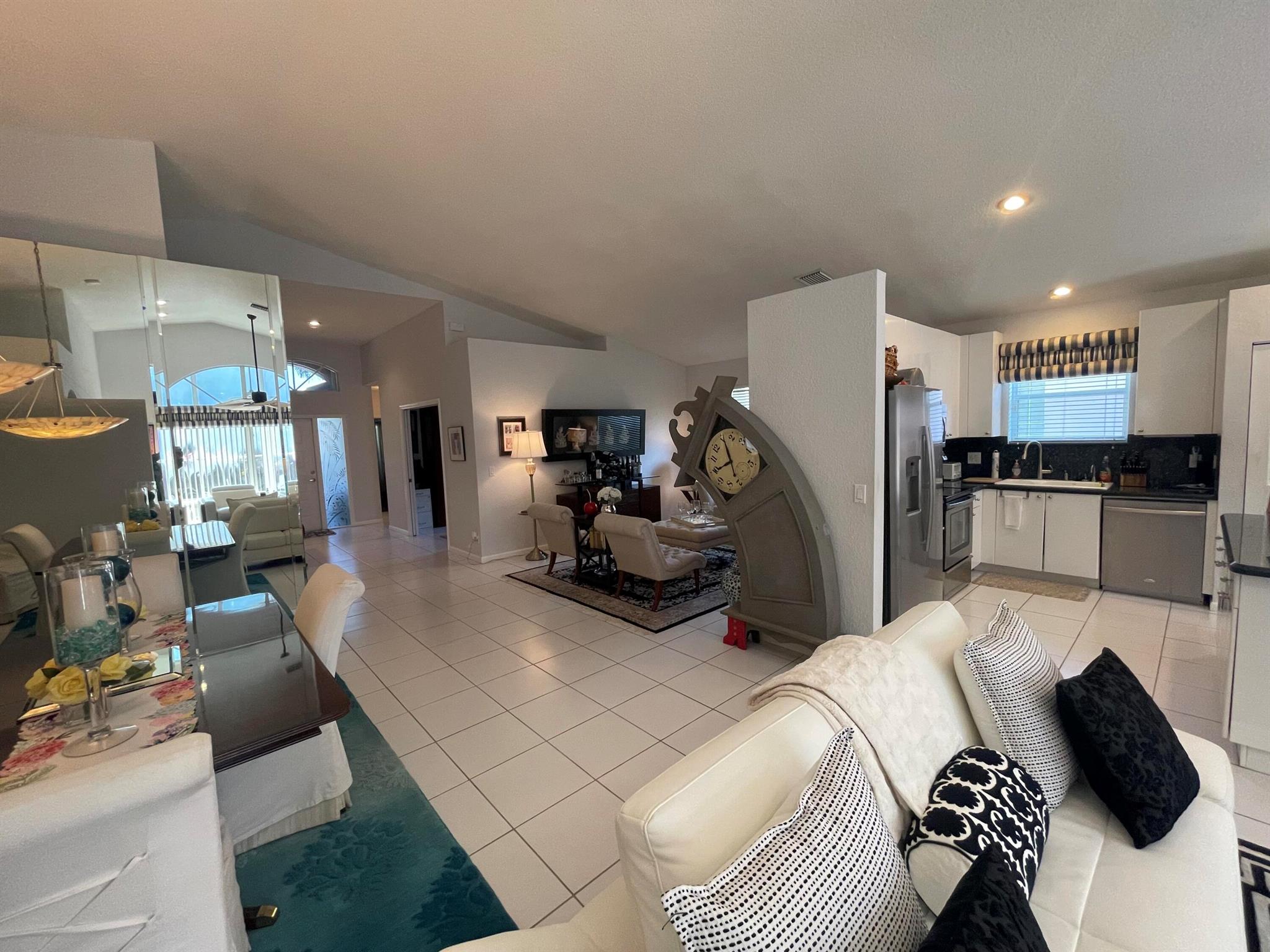 9870 Lemonwood Court