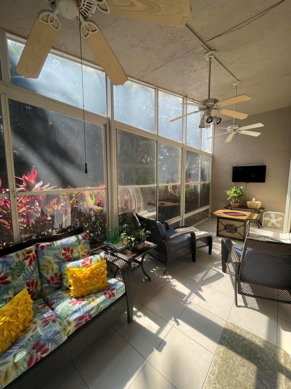 Photo of 9870 Lemonwood Court, Boynton Beach, FL 33437 (MLS # R11091704)