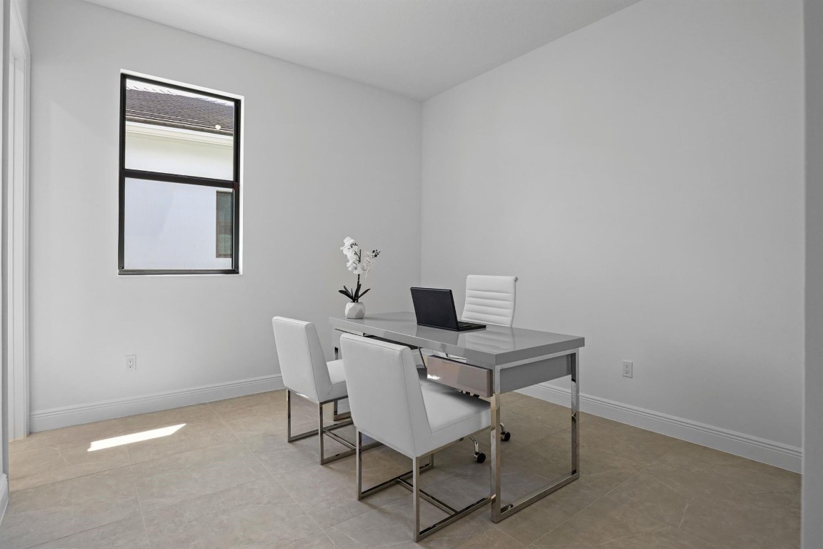 CRESSWIND PALM BEACH - Residential