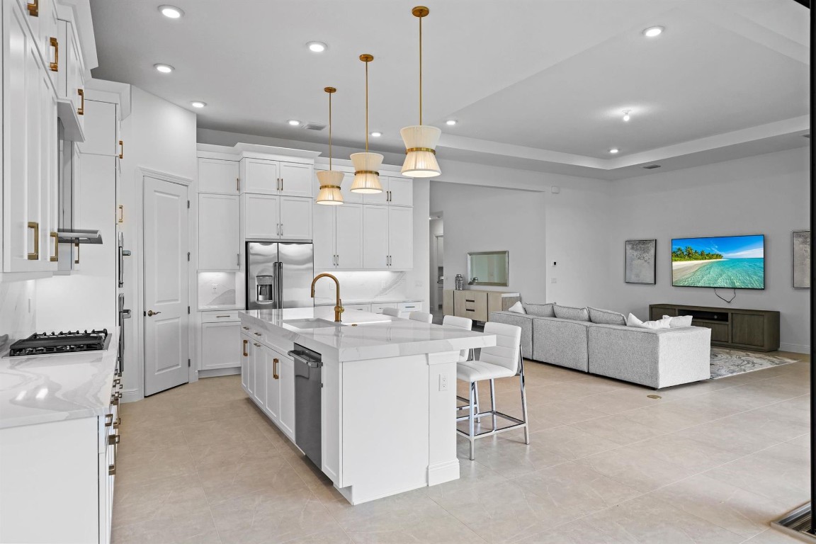 CRESSWIND PALM BEACH - Residential