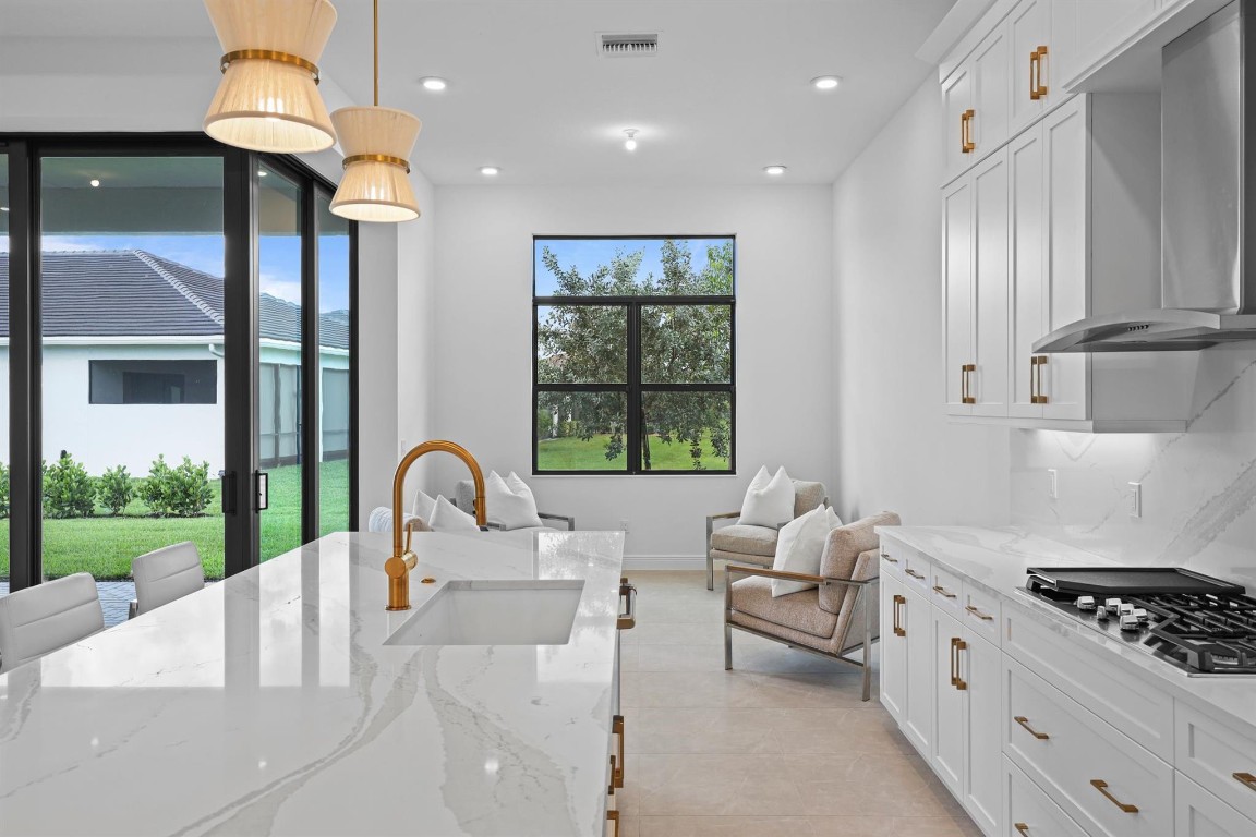 CRESSWIND PALM BEACH - Residential