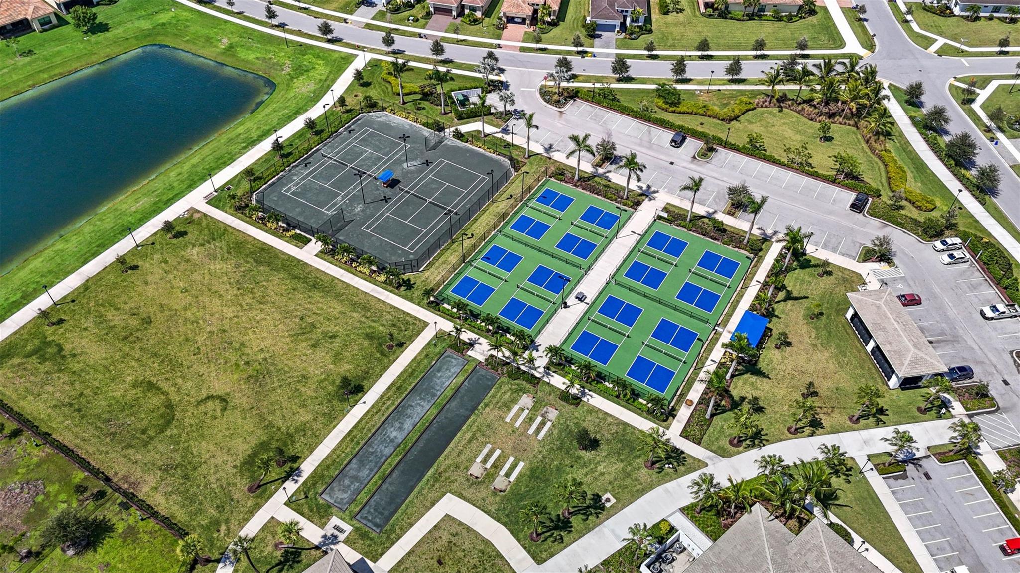 CRESSWIND PALM BEACH - Residential