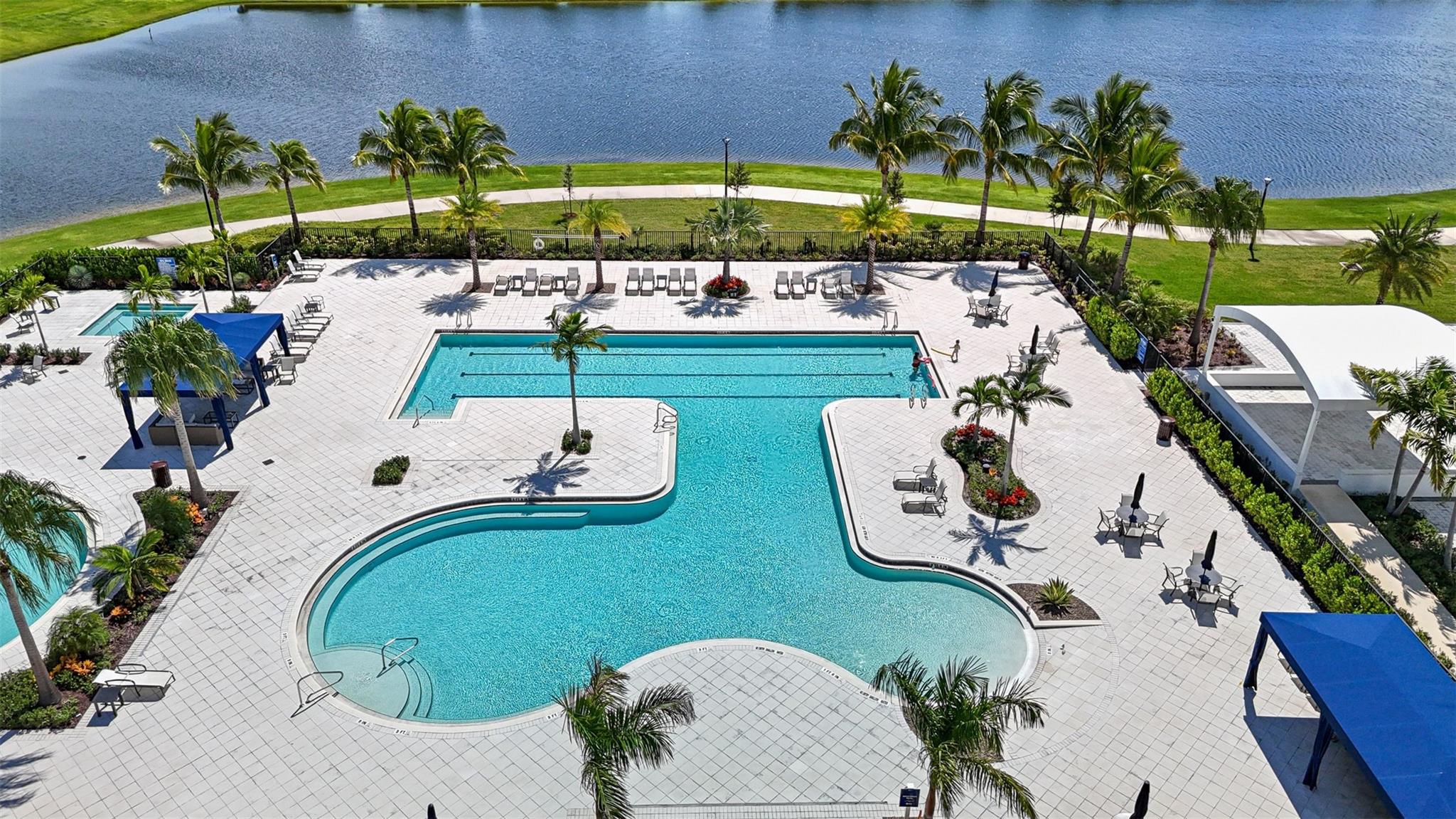 CRESSWIND PALM BEACH - Residential