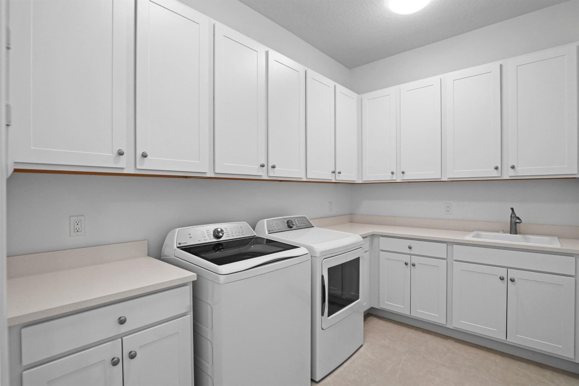 CRESSWIND PALM BEACH - Residential