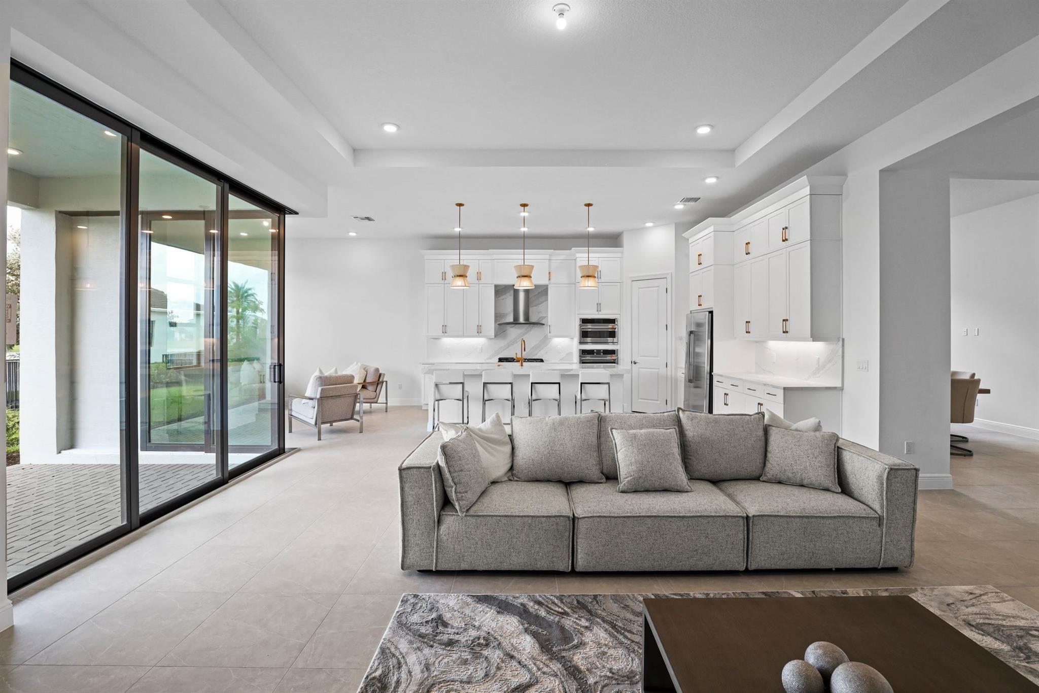 CRESSWIND PALM BEACH - Residential