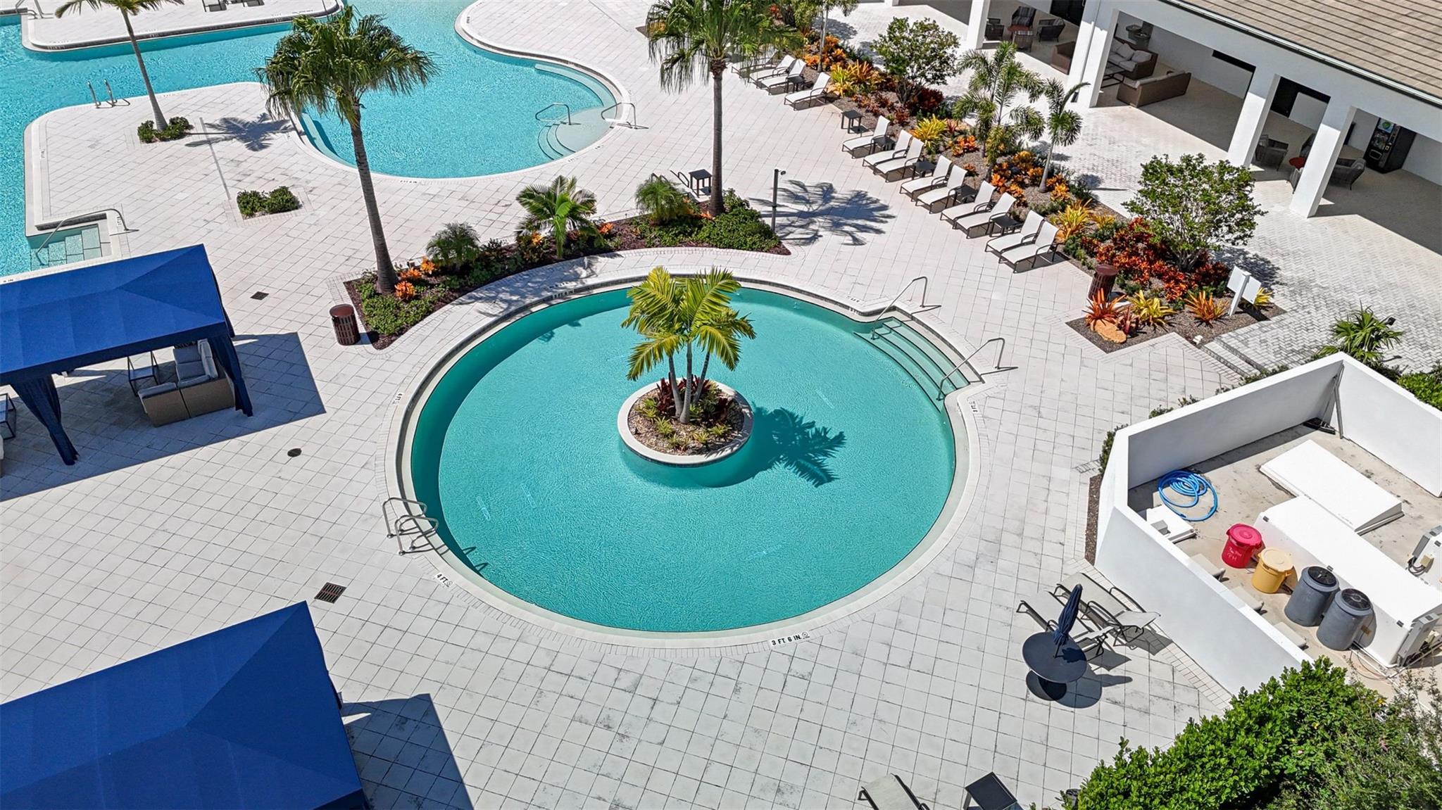 CRESSWIND PALM BEACH - Residential