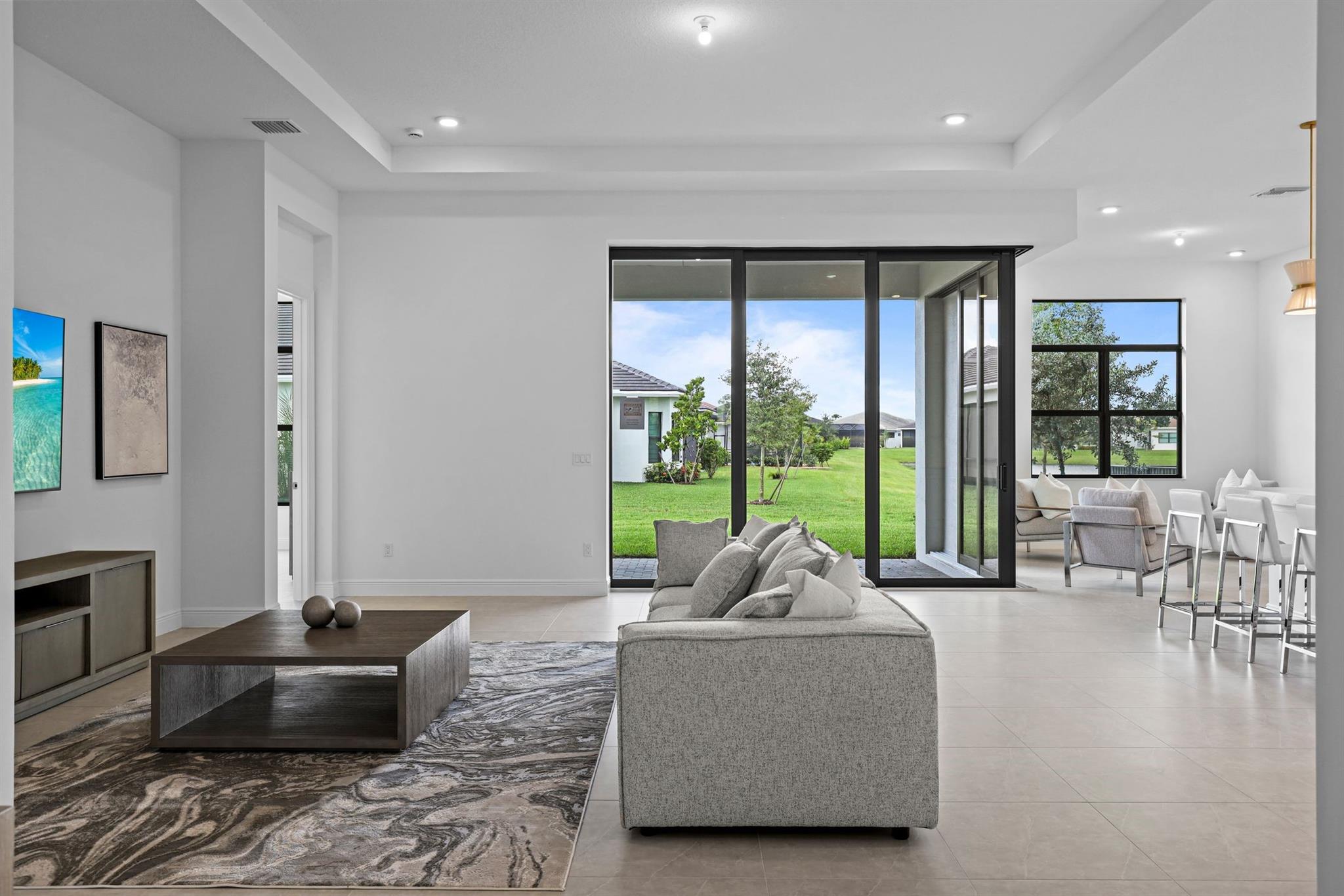 CRESSWIND PALM BEACH - Residential