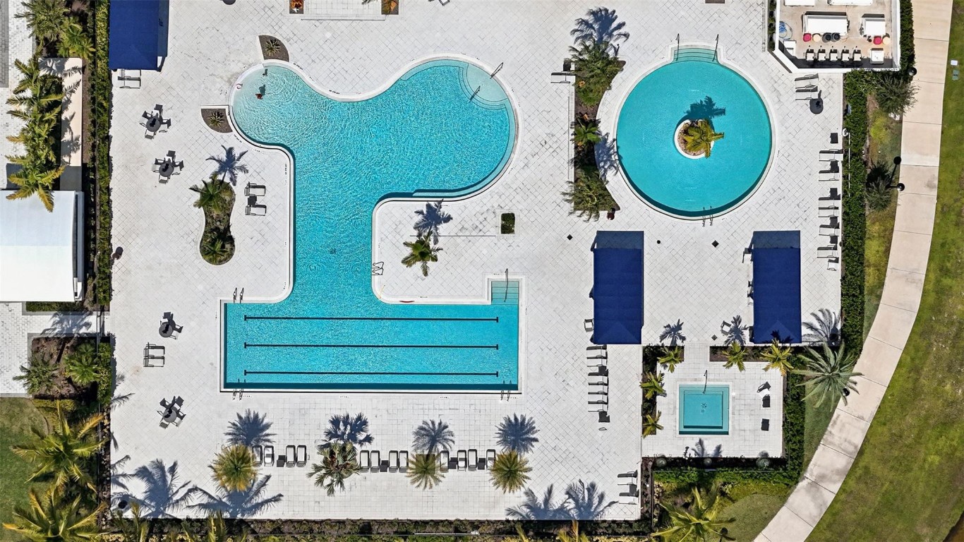 CRESSWIND PALM BEACH - Residential