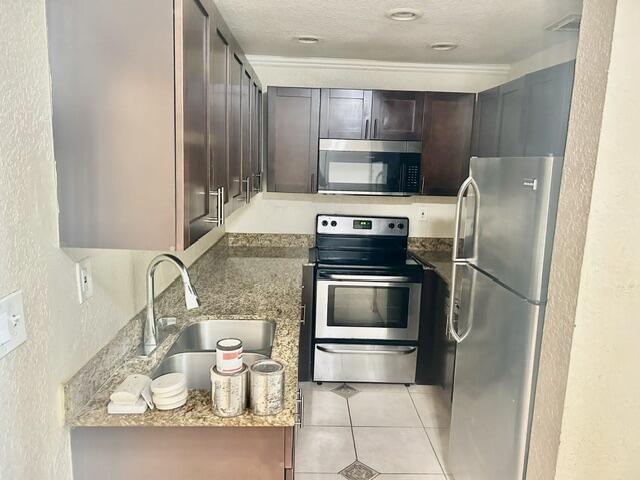 1870 NW 33rd Avenue