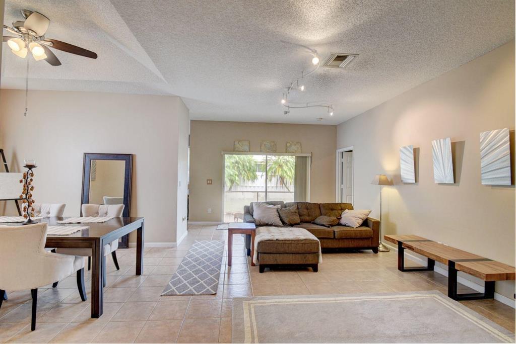 MADISON LAKES - Residential