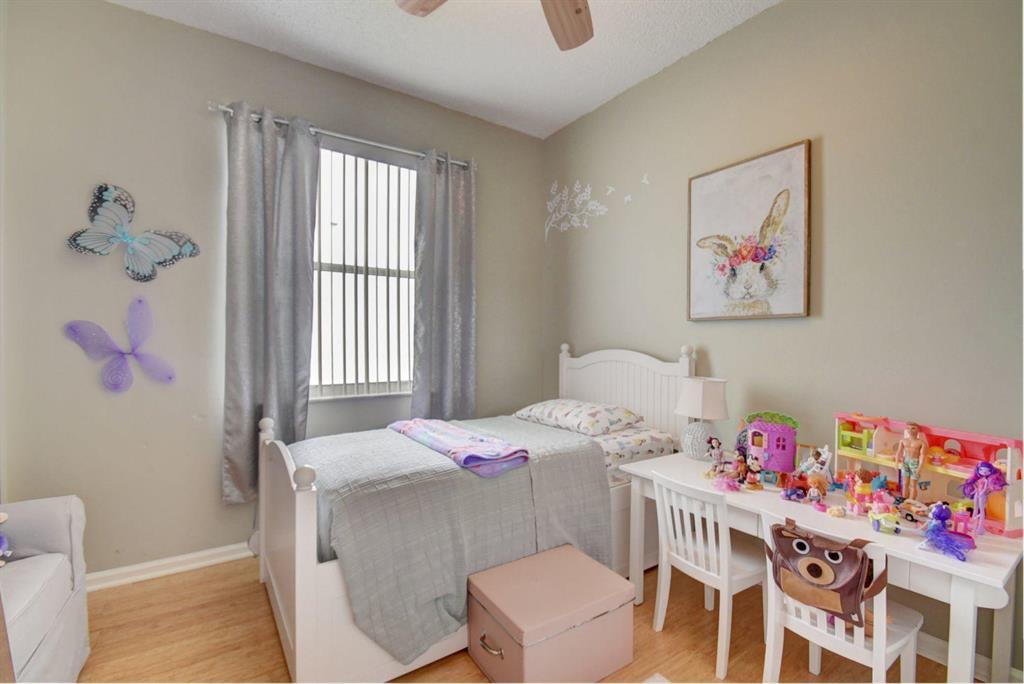 MADISON LAKES - Residential