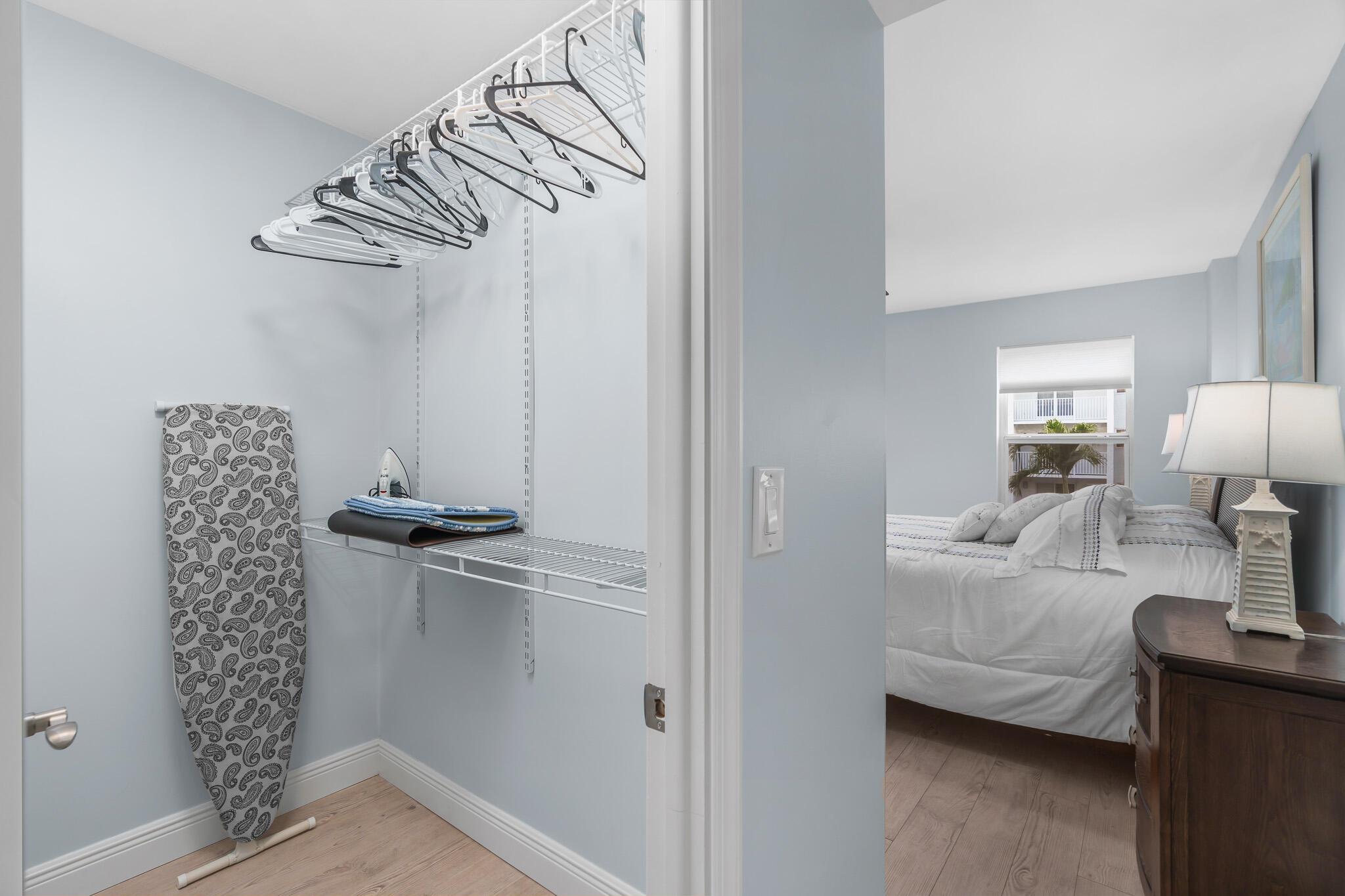 TIERRA DEL MAR - Residential Lease