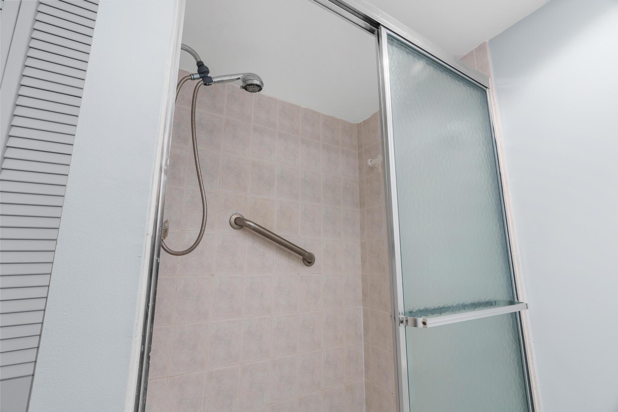 TIERRA DEL MAR - Residential Lease