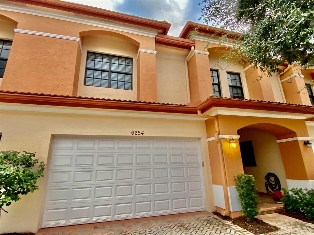 Photo of 6654 SE Woodmill Pond Lane, Stuart, FL 34997 (MLS # R10761188)