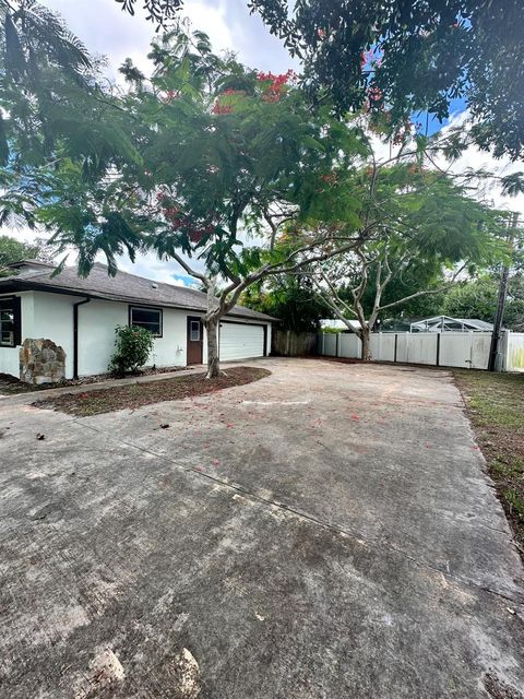 A home in Port St Lucie